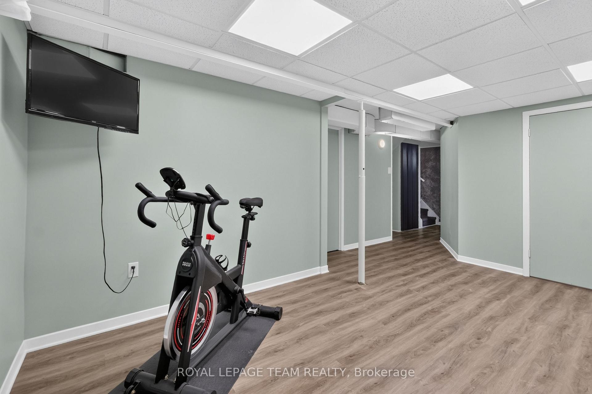 Photo 40 of 7866 Jeanne D'arc Boulevard, Ottawa, Convent Glen North — HOMEH