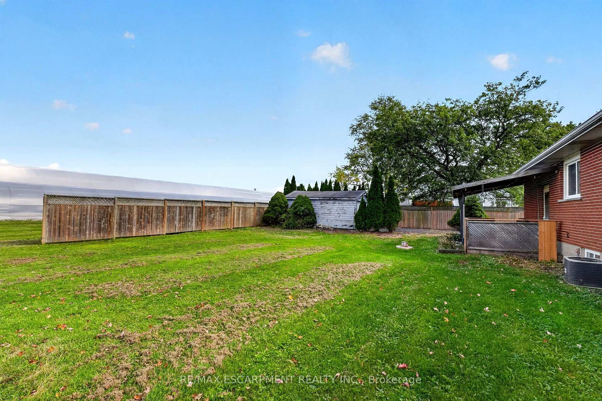 Photo 41 of 320 Mud Street, Grimsby, Grimsby Escarpment — HOMEH
