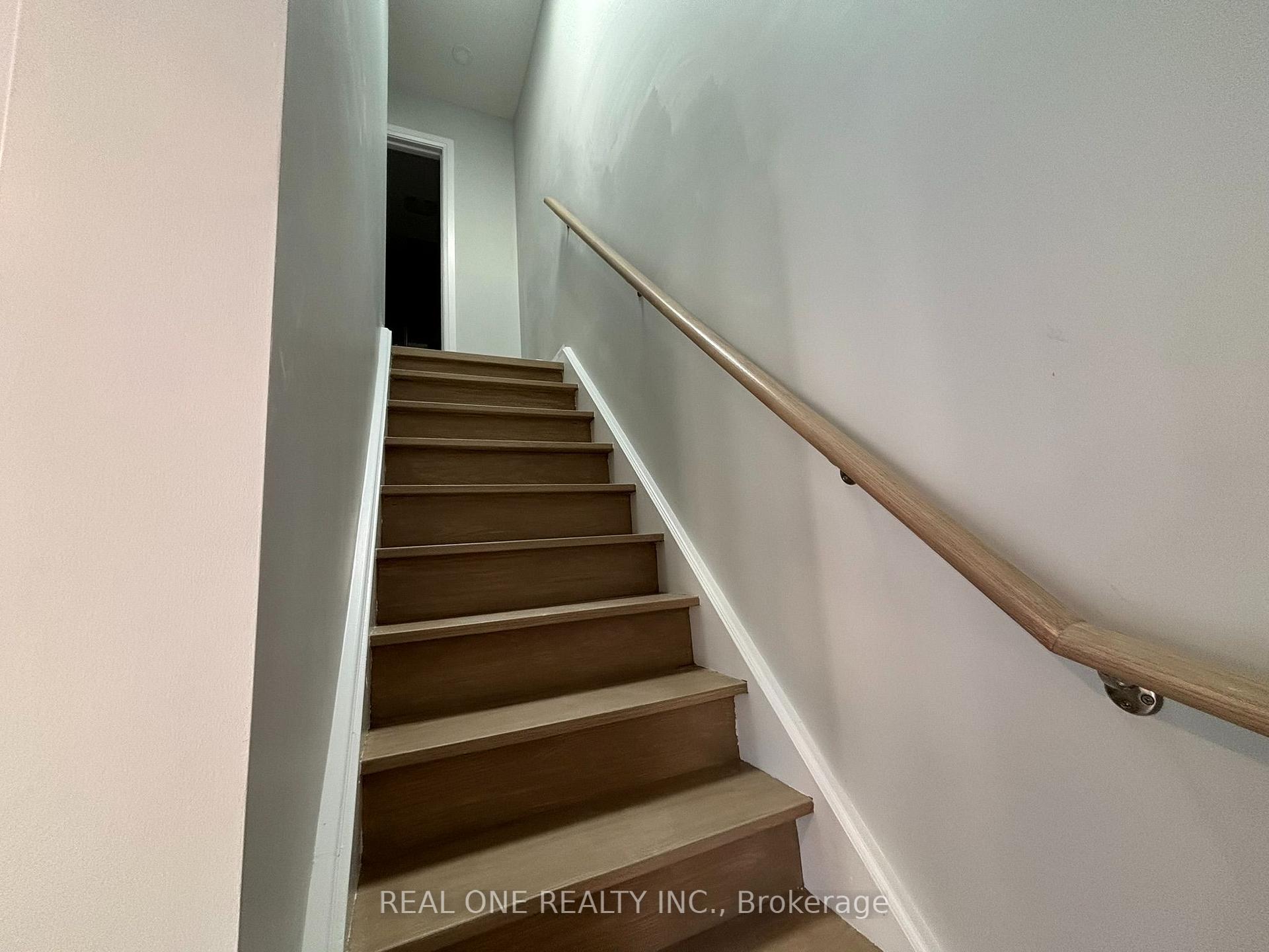 Photo 6 of Unit Laneway house, 90 Douglas Avenue, Toronto, Lawrence Park North — HOMEH