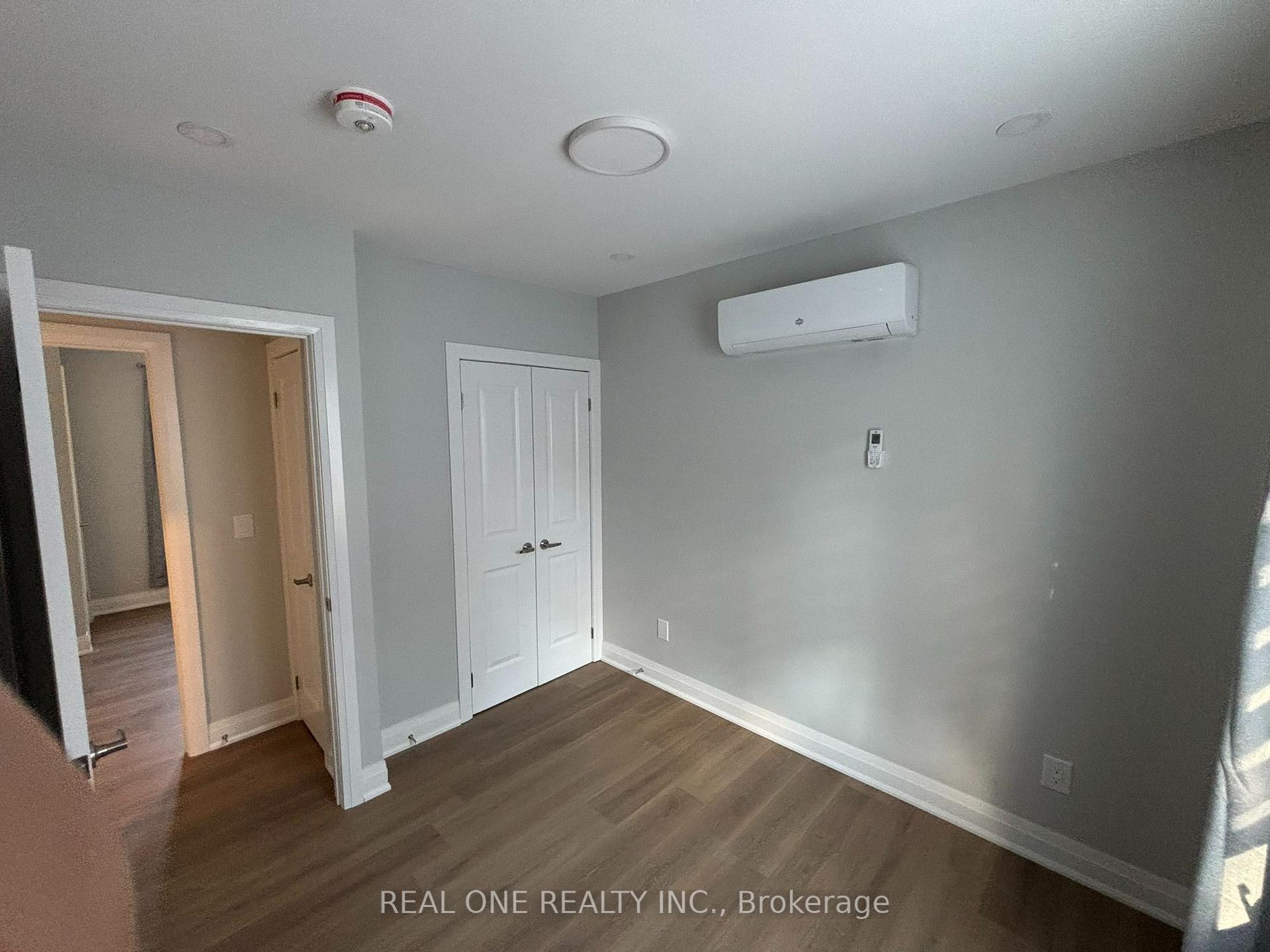 Photo 11 of Unit Laneway house, 90 Douglas Avenue, Toronto, Lawrence Park North — HOMEH