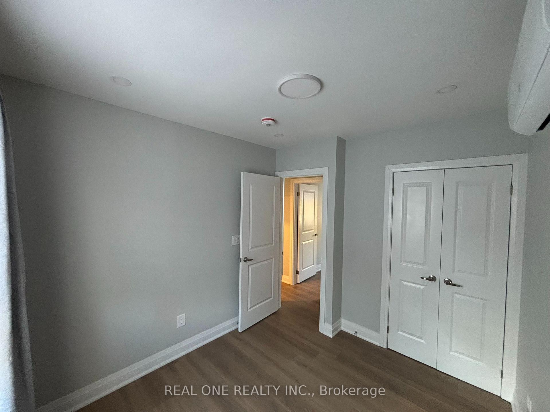 Photo 12 of Unit Laneway house, 90 Douglas Avenue, Toronto, Lawrence Park North — HOMEH