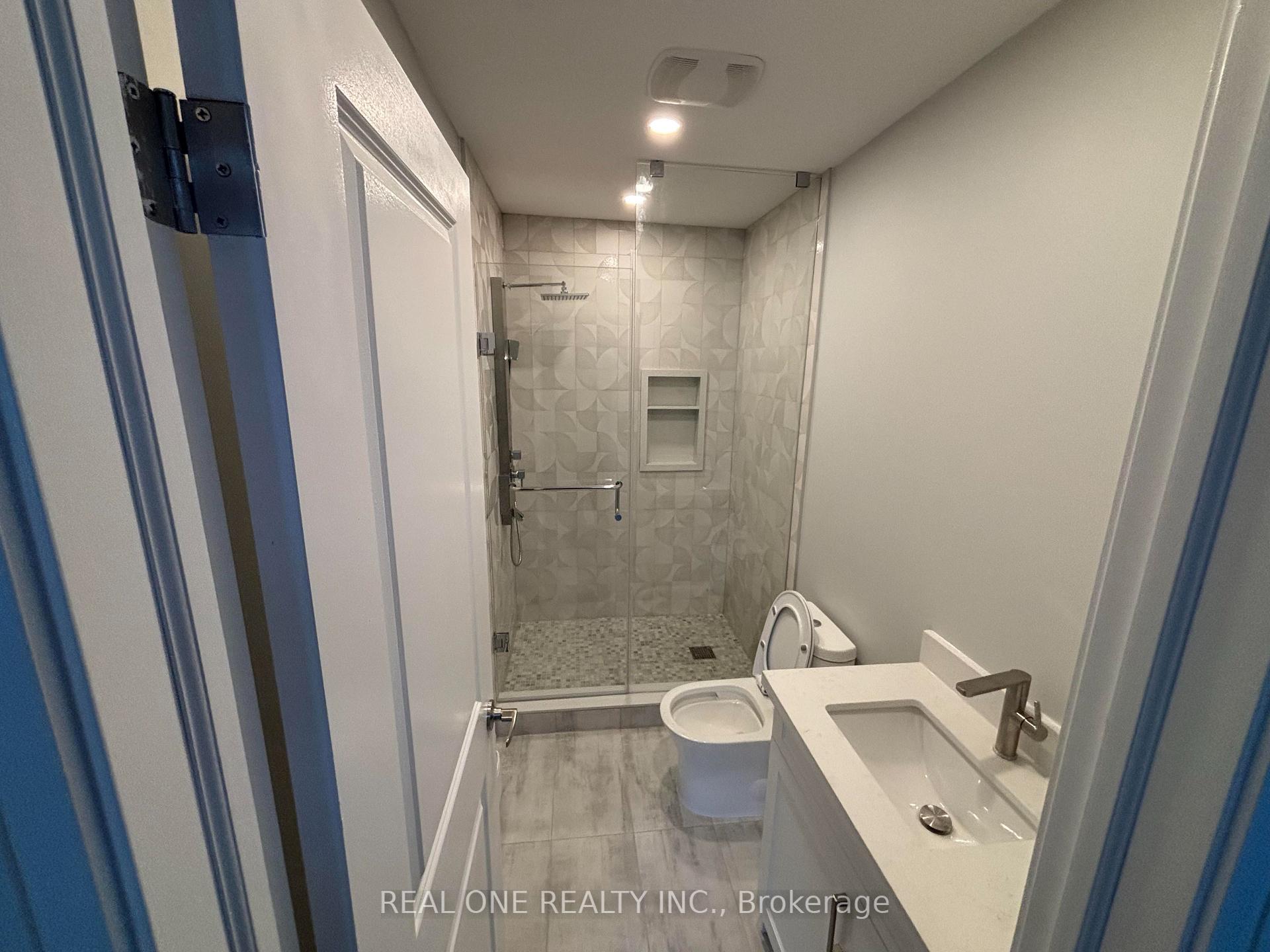 Photo 25 of Unit Laneway house, 90 Douglas Avenue, Toronto, Lawrence Park North — HOMEH