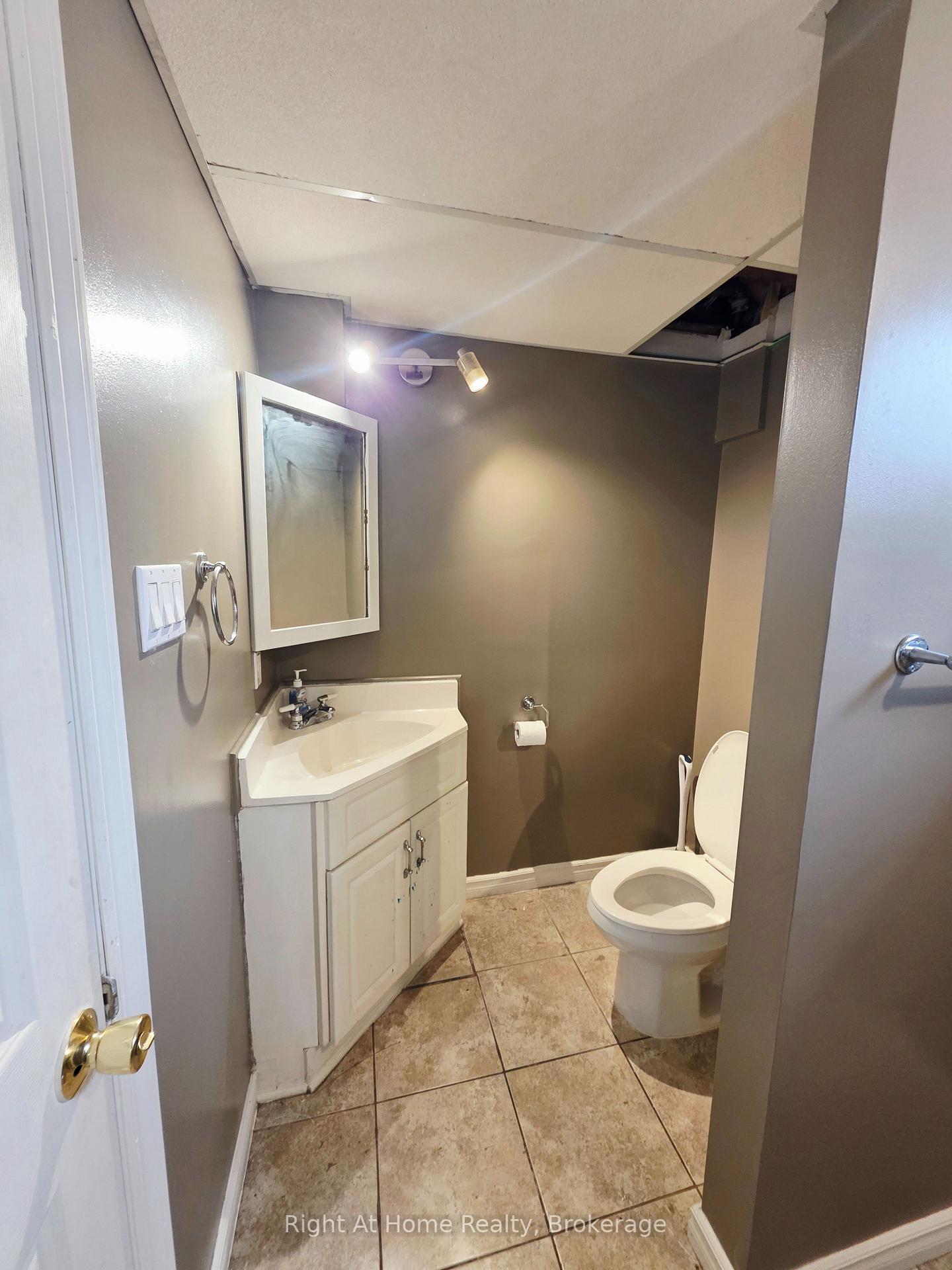 Photo 12 of 195 Empress Avenue S, Thunder Bay, West End — HOMEH