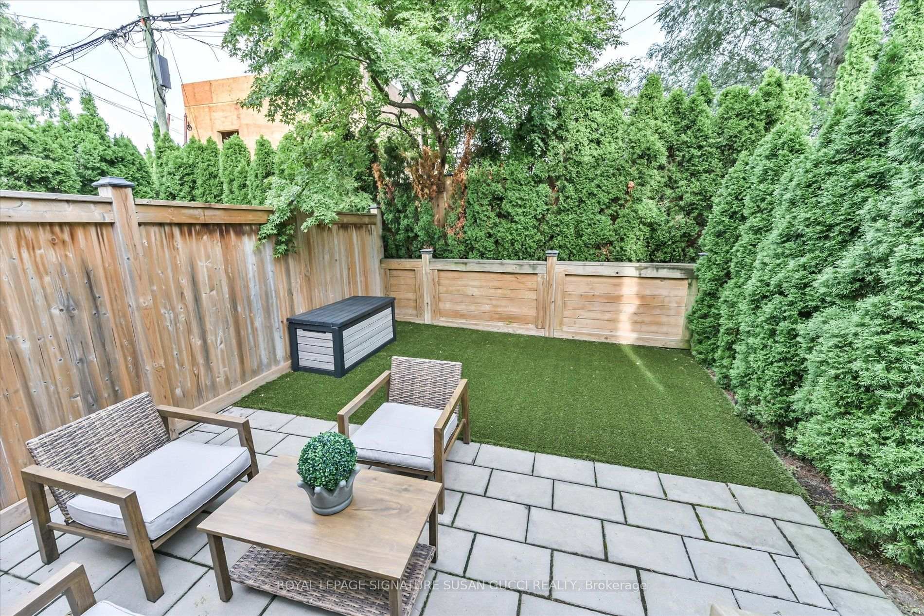 Photo 31 of 7A Everett Crescent, Toronto, Woodbine-Lumsden — HOMEH