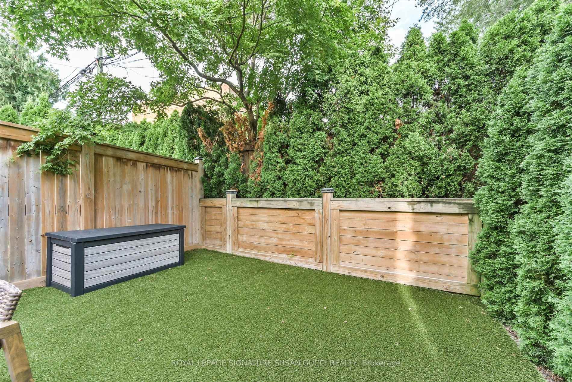 Photo 33 of 7A Everett Crescent, Toronto, Woodbine-Lumsden — HOMEH