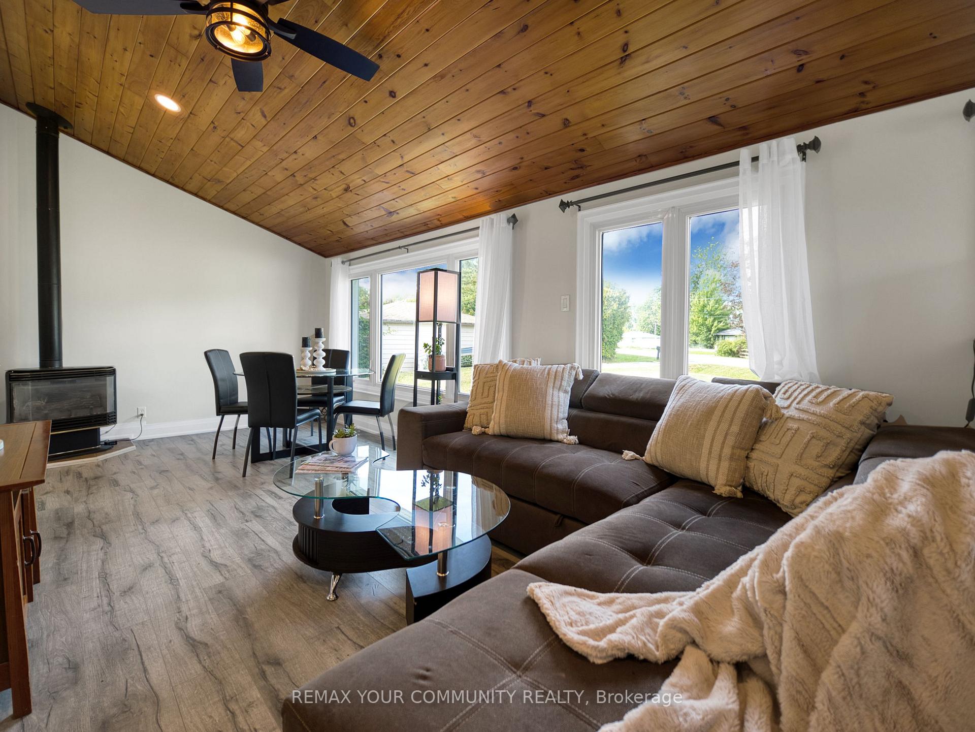 Photo 13 of 18 Isle Vista Drive, Georgina, Virginia — HOMEH