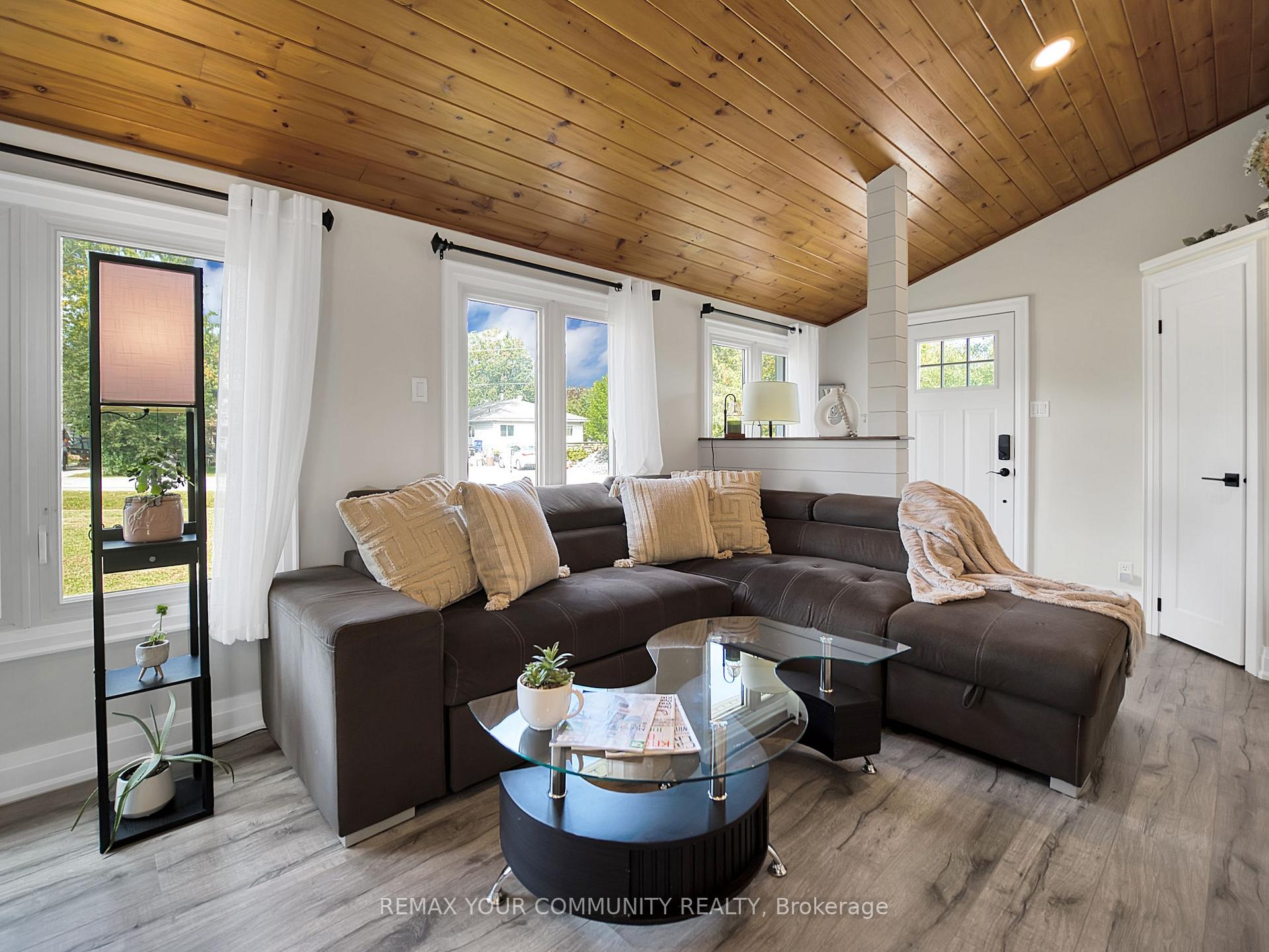 Photo 16 of 18 Isle Vista Drive, Georgina, Virginia — HOMEH