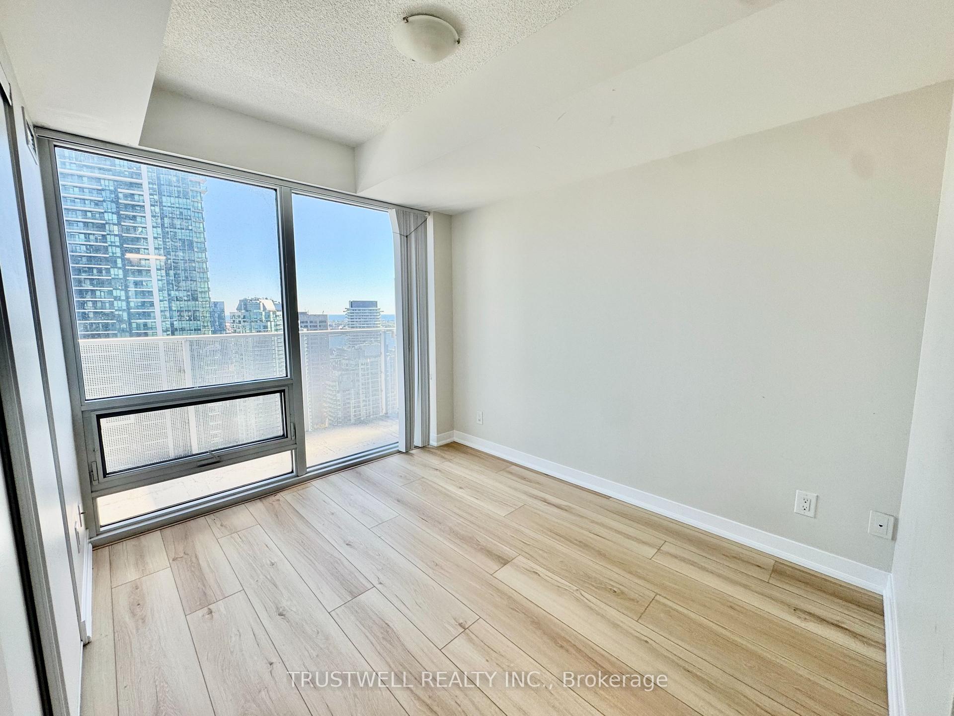 Photo 7 of Unit 3404, 88 Harbour Street, Toronto, Waterfront Communities — HOMEH