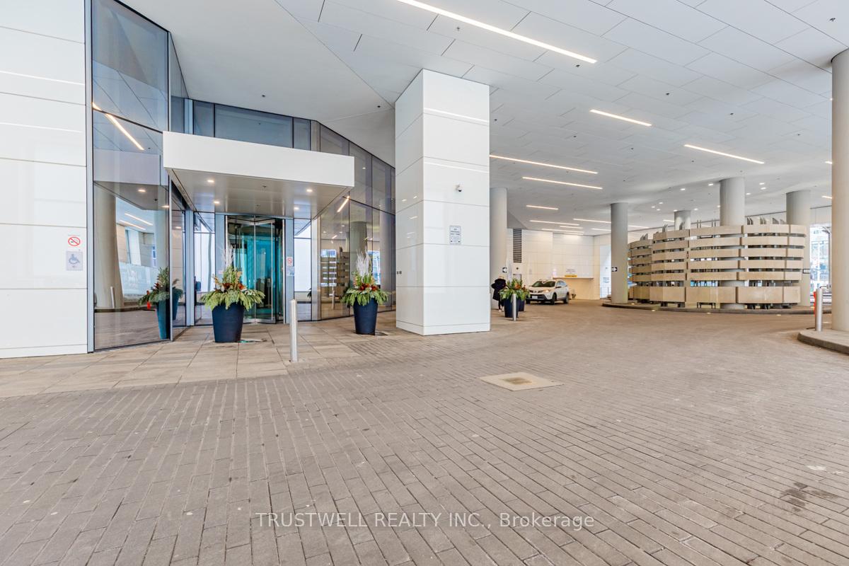 Photo 32 of Unit 3404, 88 Harbour Street, Toronto, Waterfront Communities — HOMEH