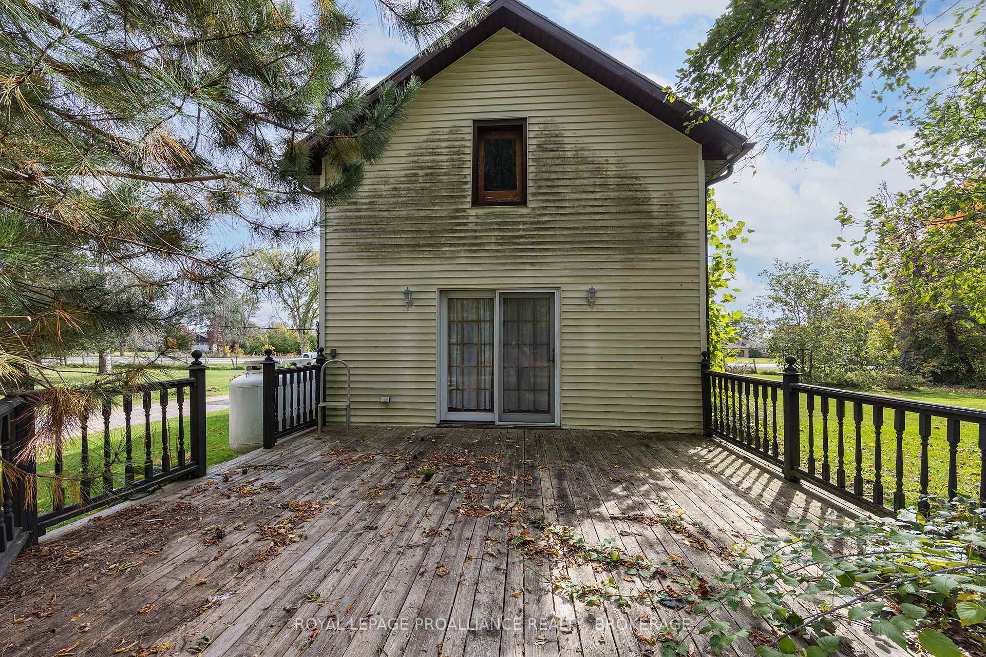 Photo 19 of 5941 County Road 2, Loyalist, Lennox and Addington - South — HOMEH