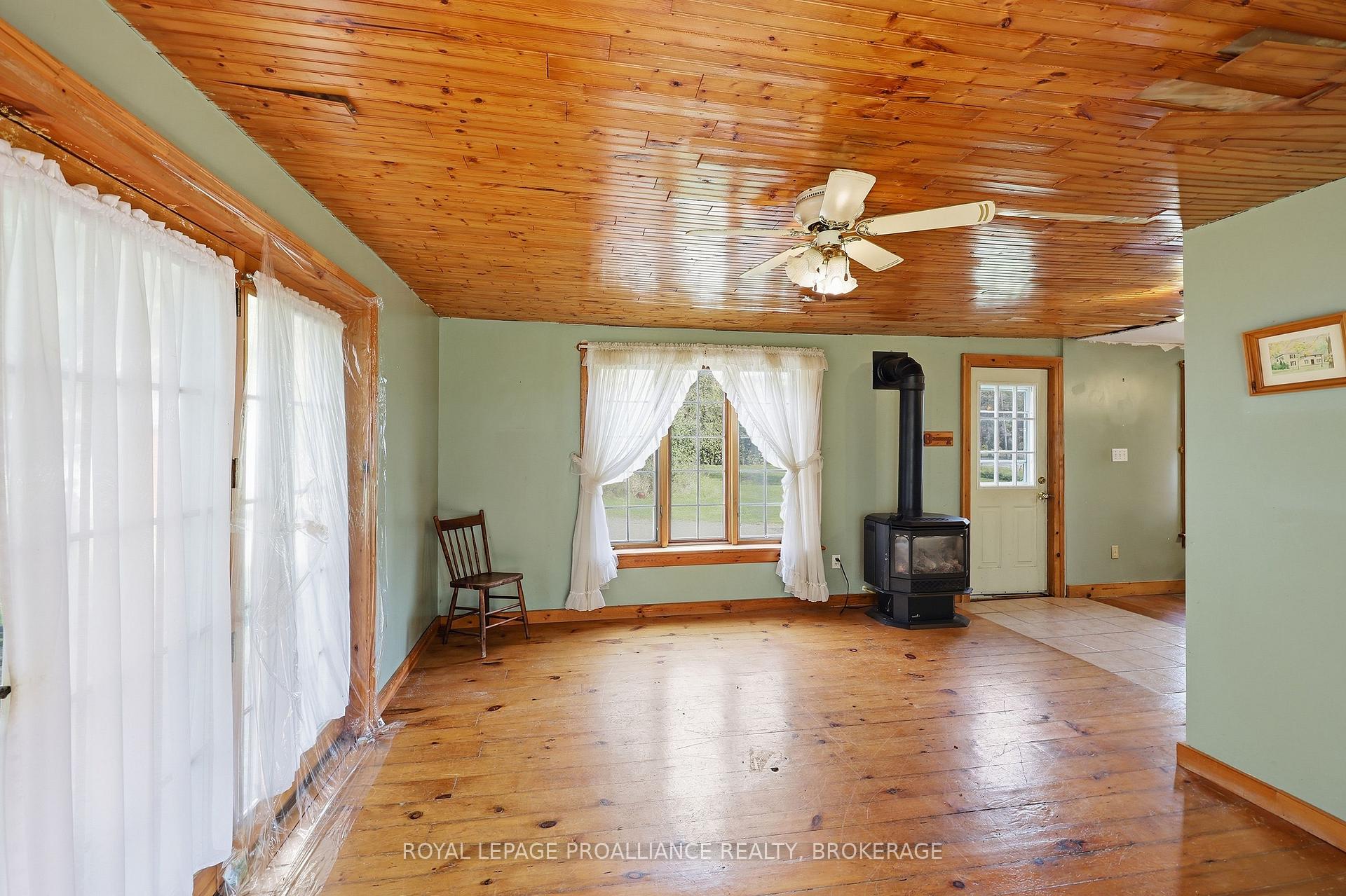Photo 30 of 5941 County Road 2, Loyalist, Lennox and Addington - South — HOMEH
