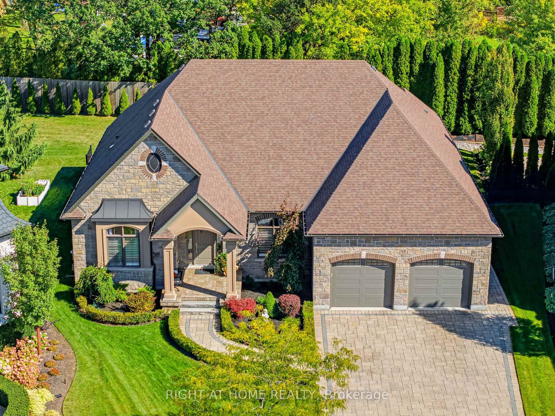 Photo of 28 Sandalwood Crescent