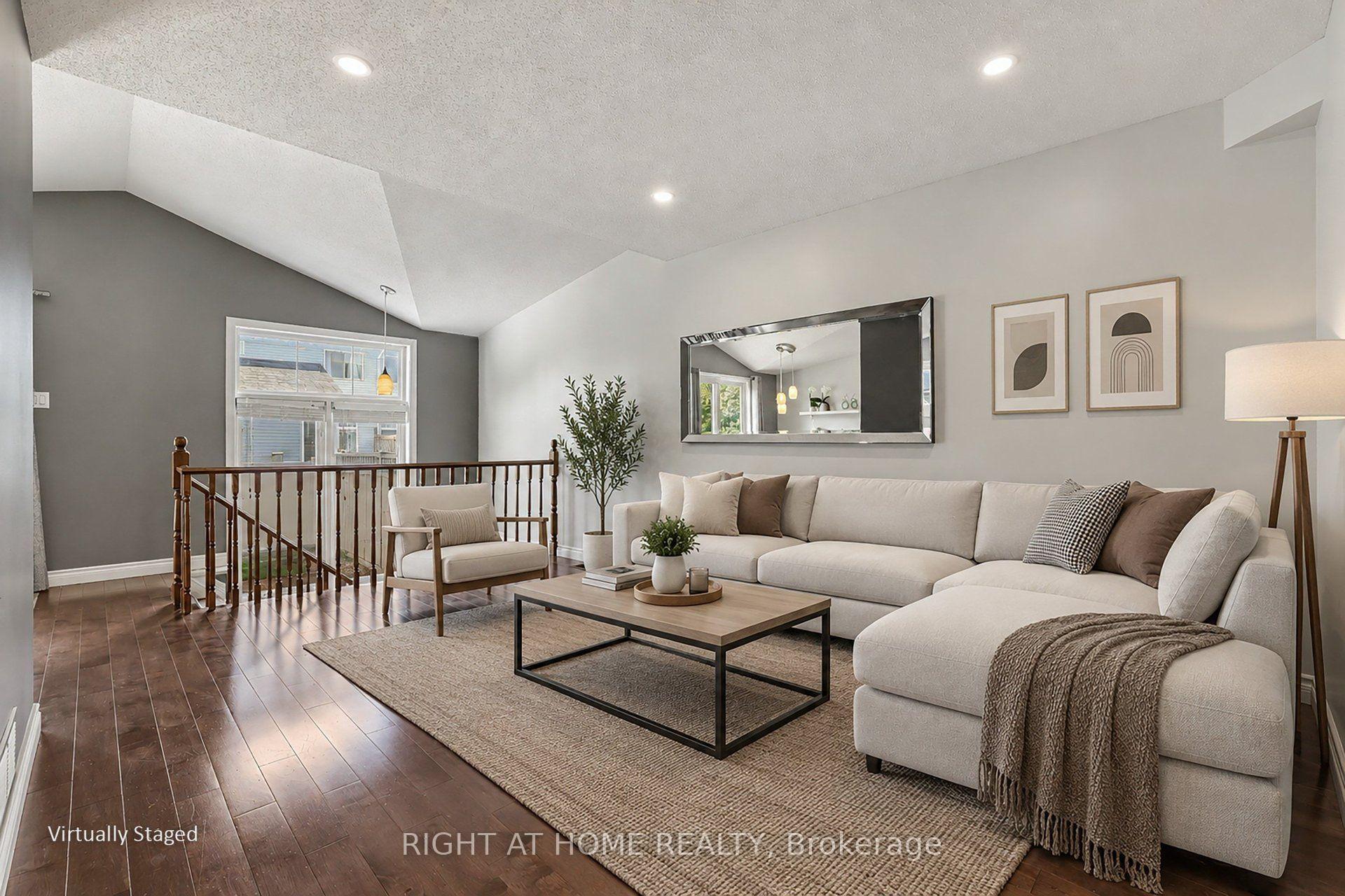 Photo 9 of 21 Kettleby Street, Ottawa, Kanata - Beaverbrook — HOMEH