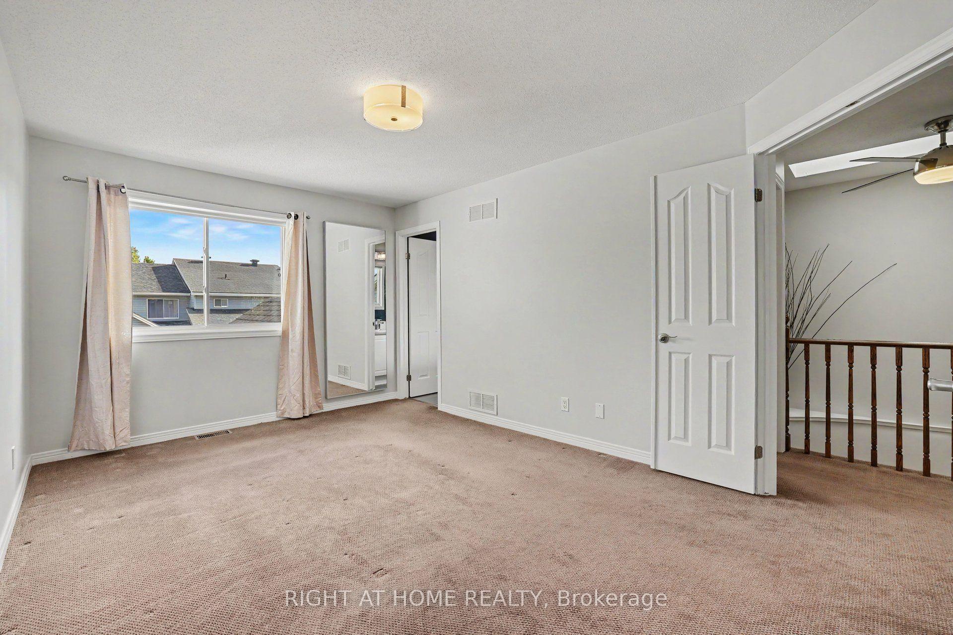 Photo 18 of 21 Kettleby Street, Ottawa, Kanata - Beaverbrook — HOMEH