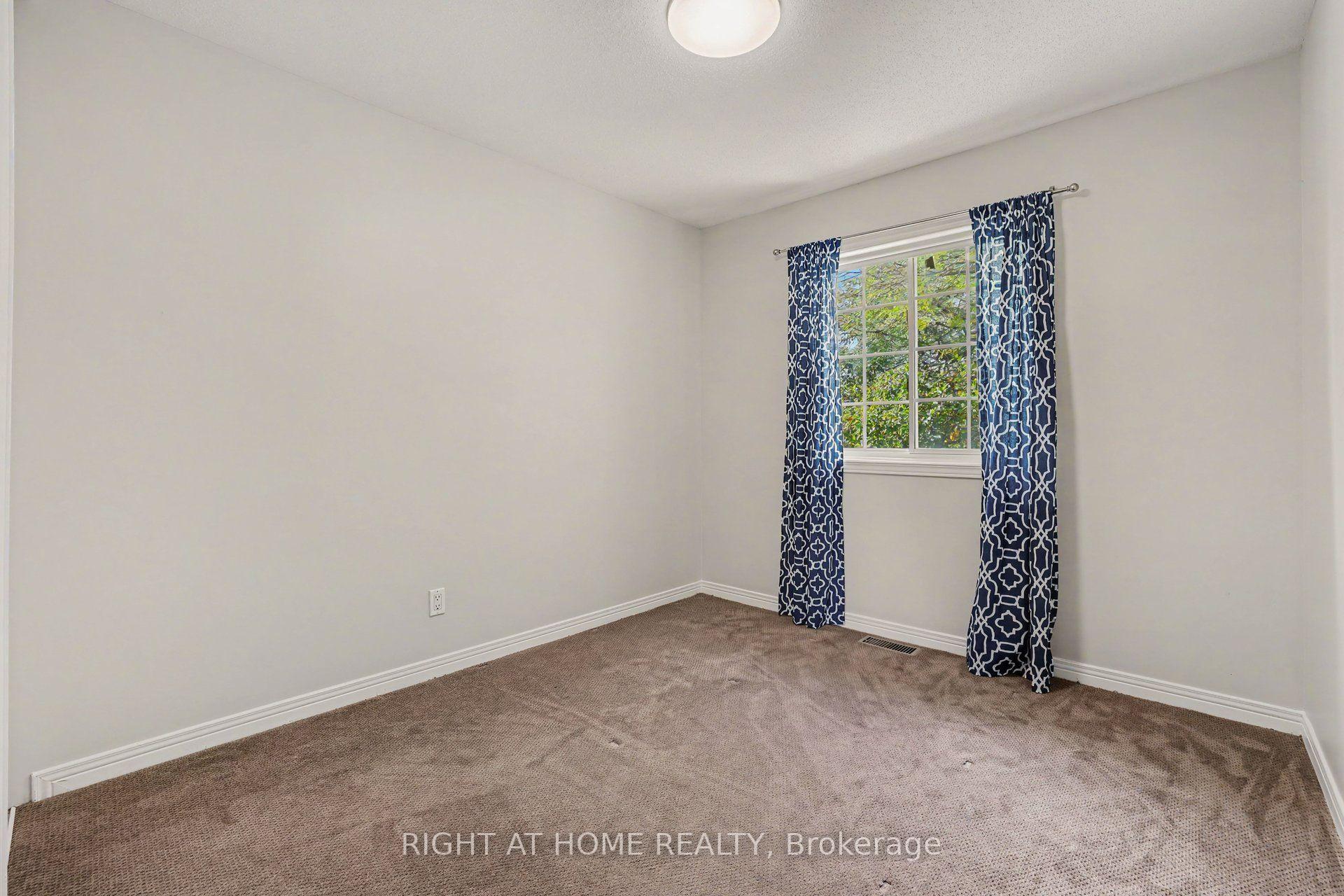 Photo 23 of 21 Kettleby Street, Ottawa, Kanata - Beaverbrook — HOMEH