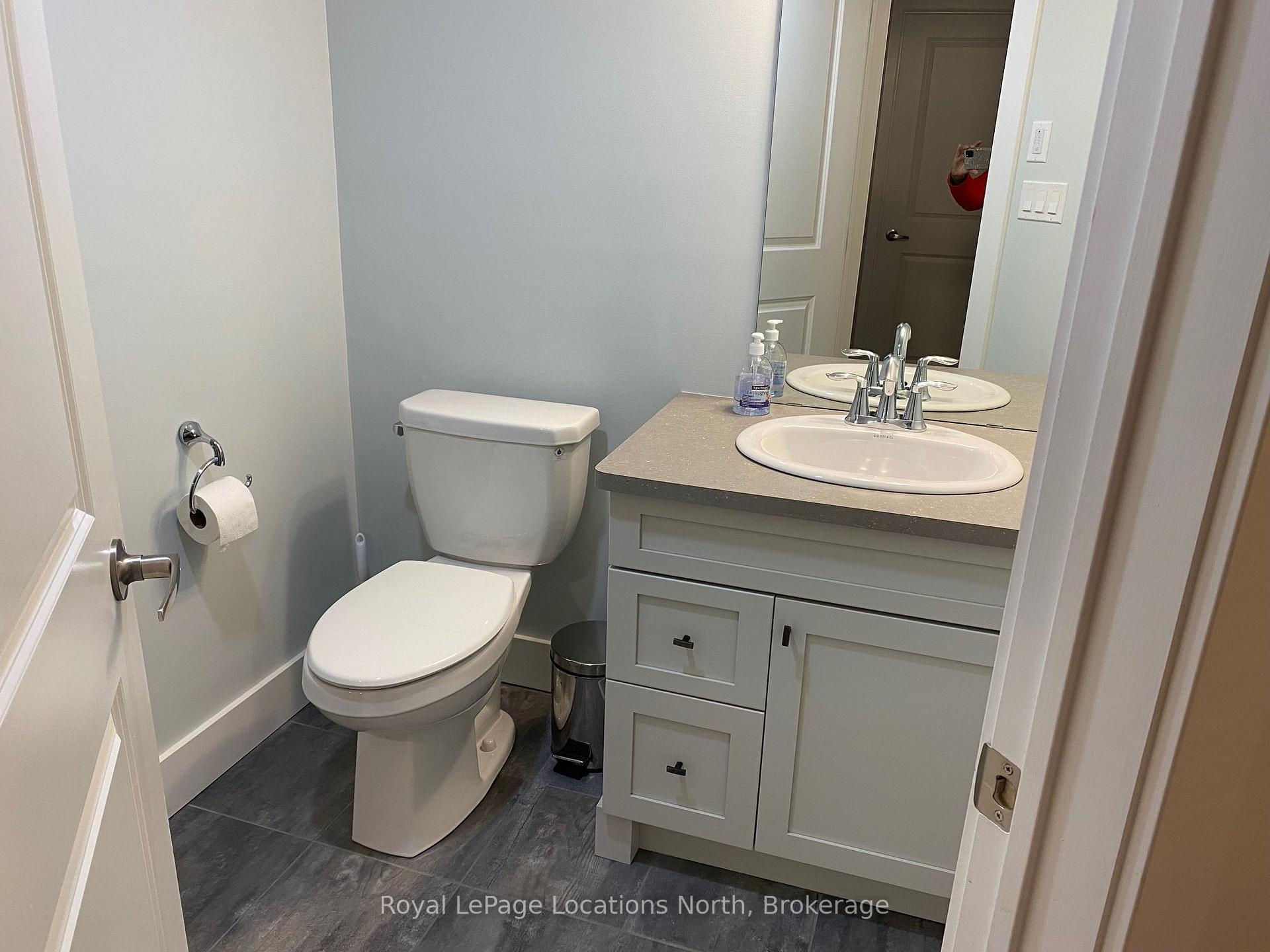 Photo 16 of 194 Yellow Birch Crescent, Blue Mountains — HOMEH