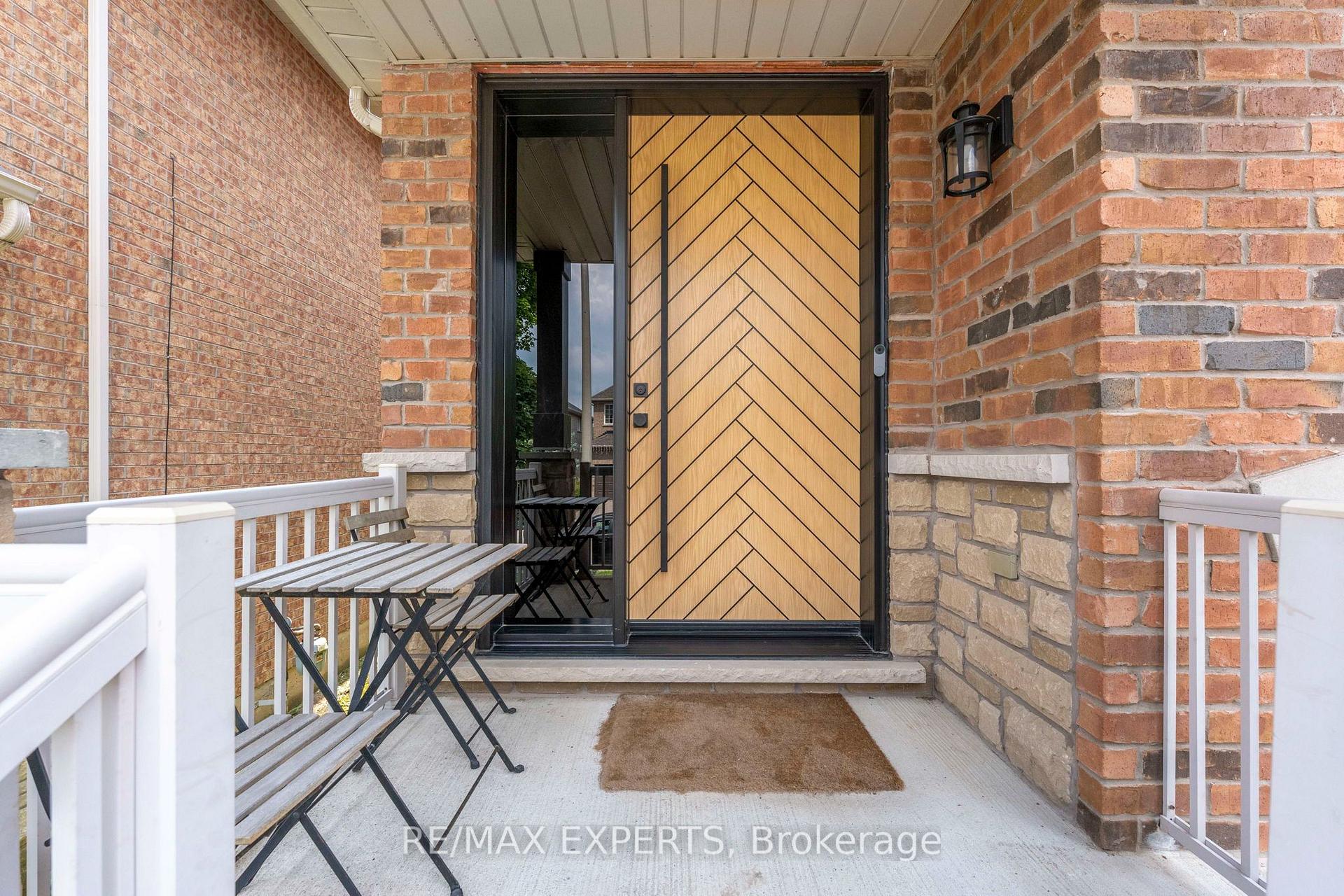 Photo 2 of 108 Westolivia Trail, Vaughan, Patterson — HOMEH