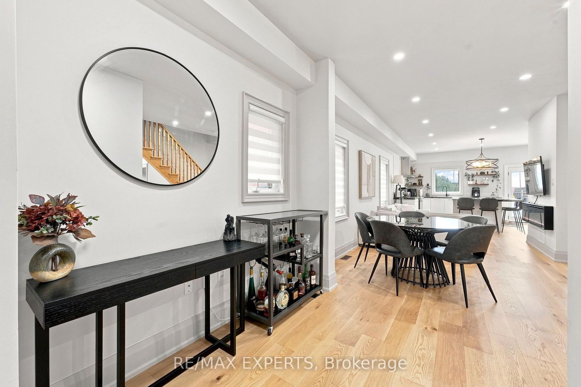 Photo 5 of 108 Westolivia Trail, Vaughan, Patterson — HOMEH