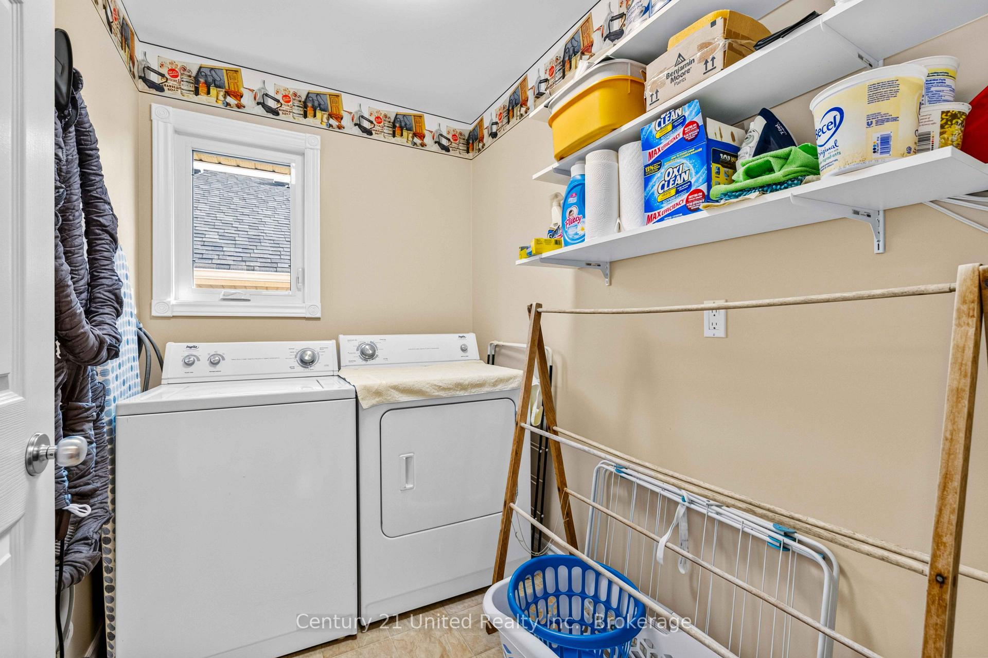 Photo 11 of 380 Bianco Crescent, Peterborough, Monaghan Ward 2 — HOMEH