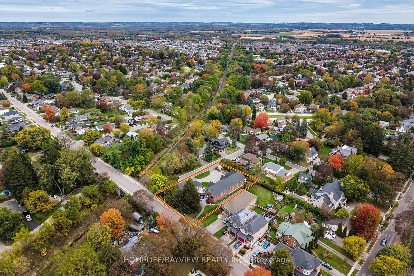 Photo 5 of 7-9 Odell Street, Clarington, Bowmanville — HOMEH