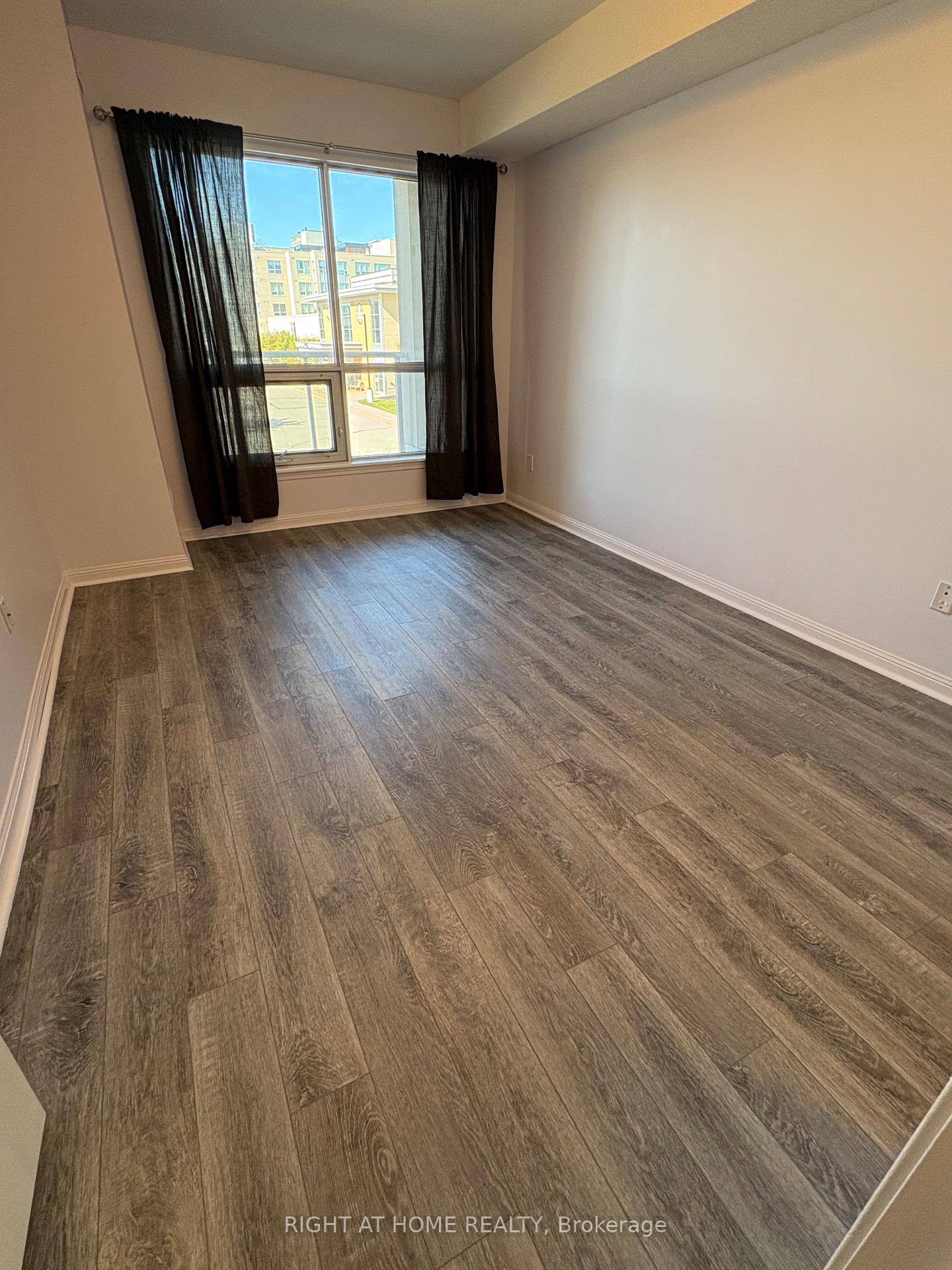Photo 27 of Unit 203, 90 Dean Avenue, Barrie, Painswick South — HOMEH