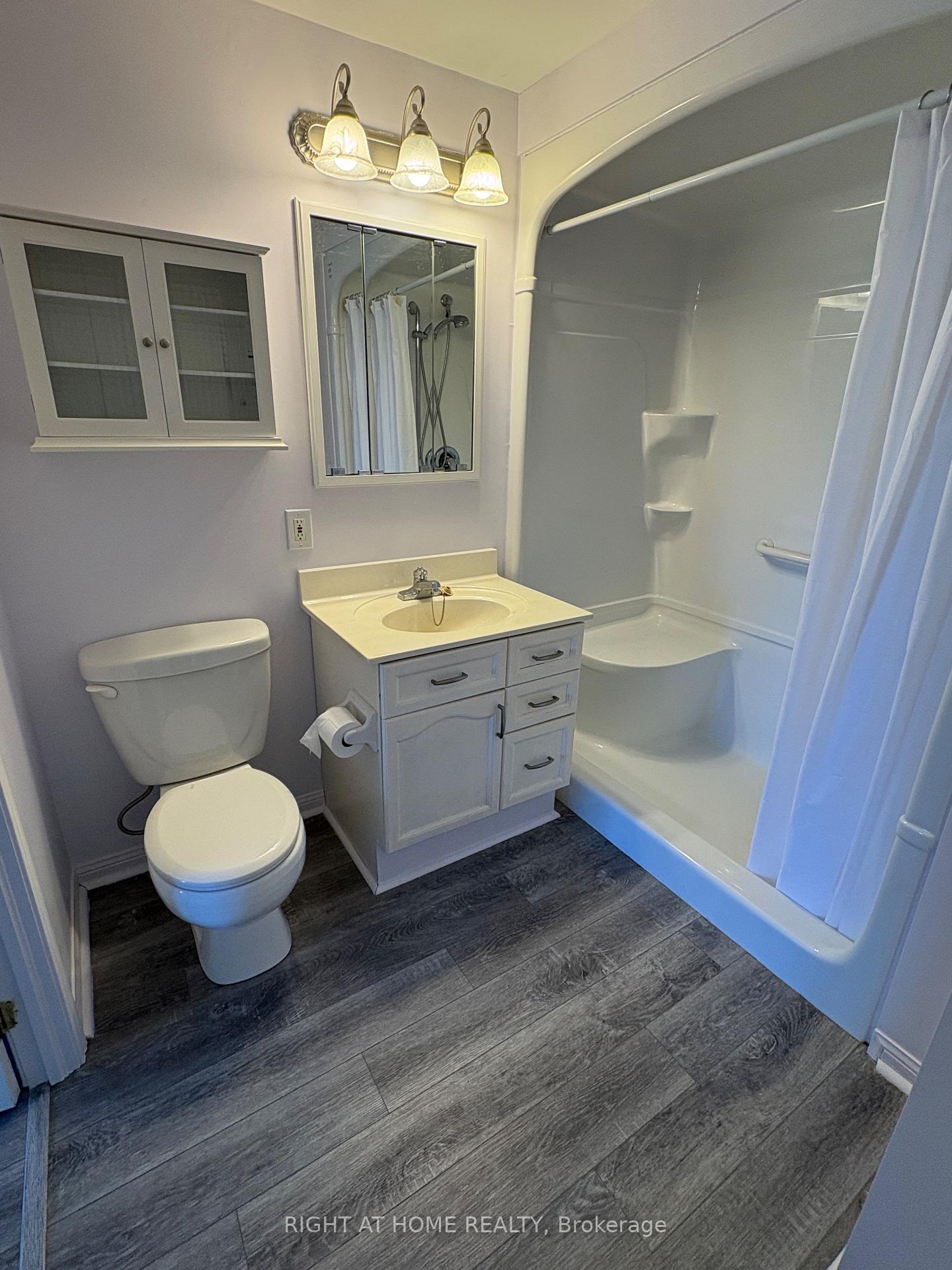 Photo 29 of Unit 203, 90 Dean Avenue, Barrie, Painswick South — HOMEH