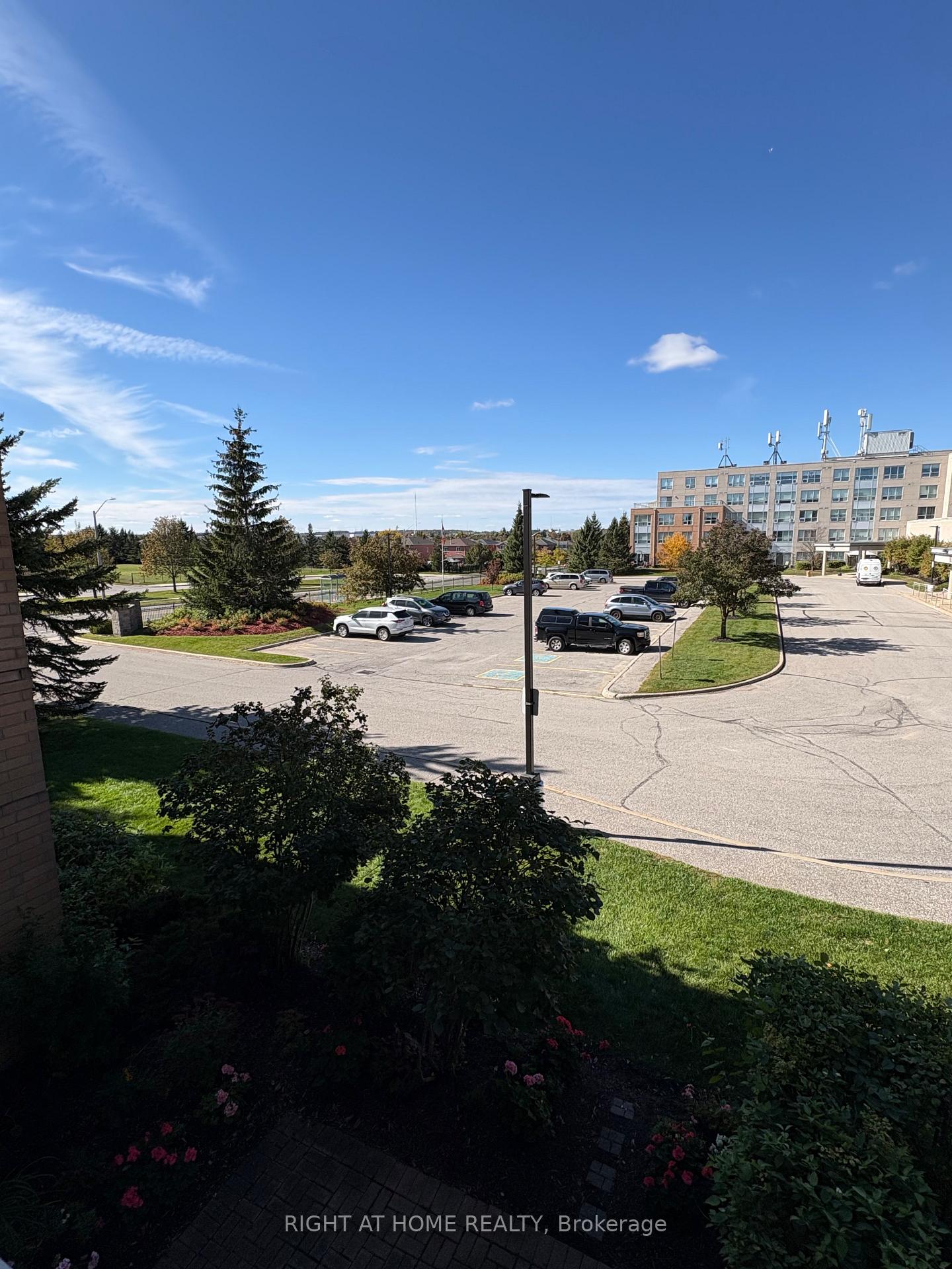 Photo 31 of Unit 203, 90 Dean Avenue, Barrie, Painswick South — HOMEH