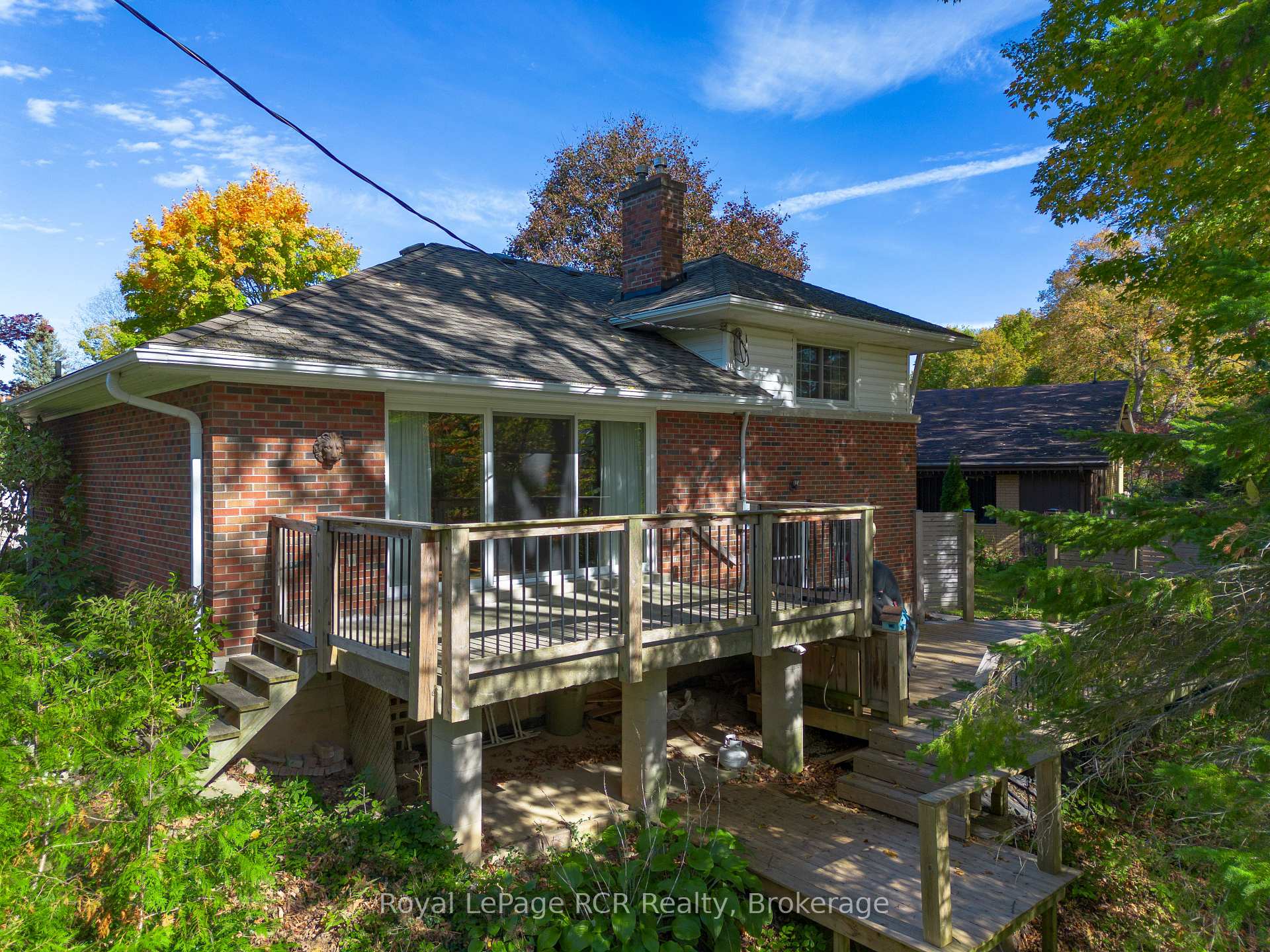 Photo 3 of 525 6th Street W, Owen Sound — HOMEH