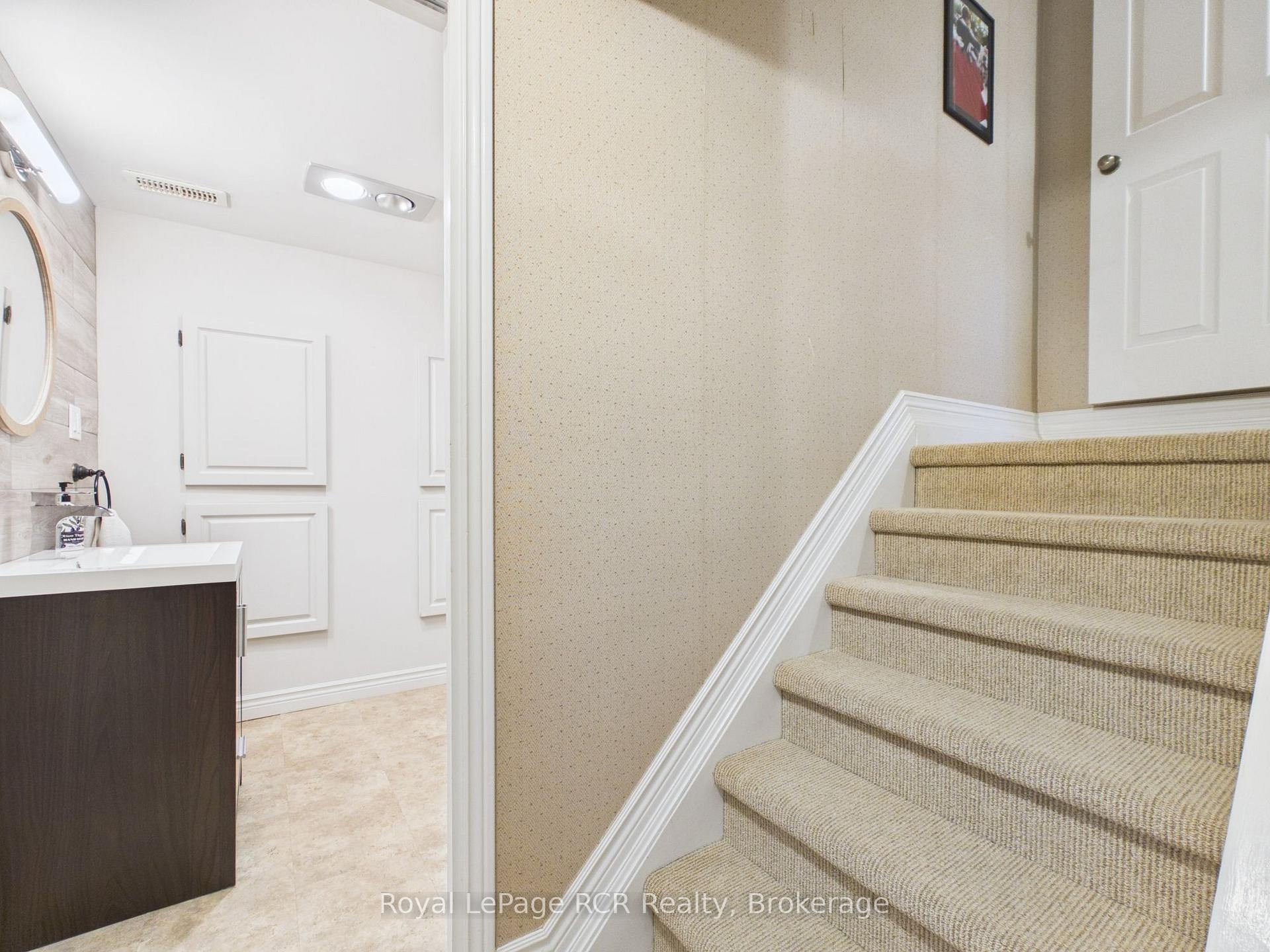 Photo 34 of 525 6th Street W, Owen Sound — HOMEH