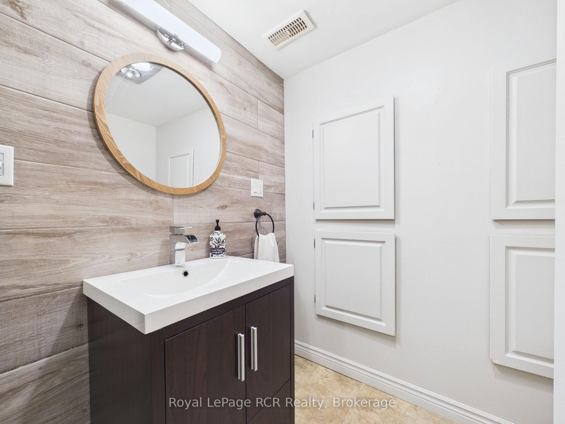 Photo 36 of 525 6th Street W, Owen Sound — HOMEH