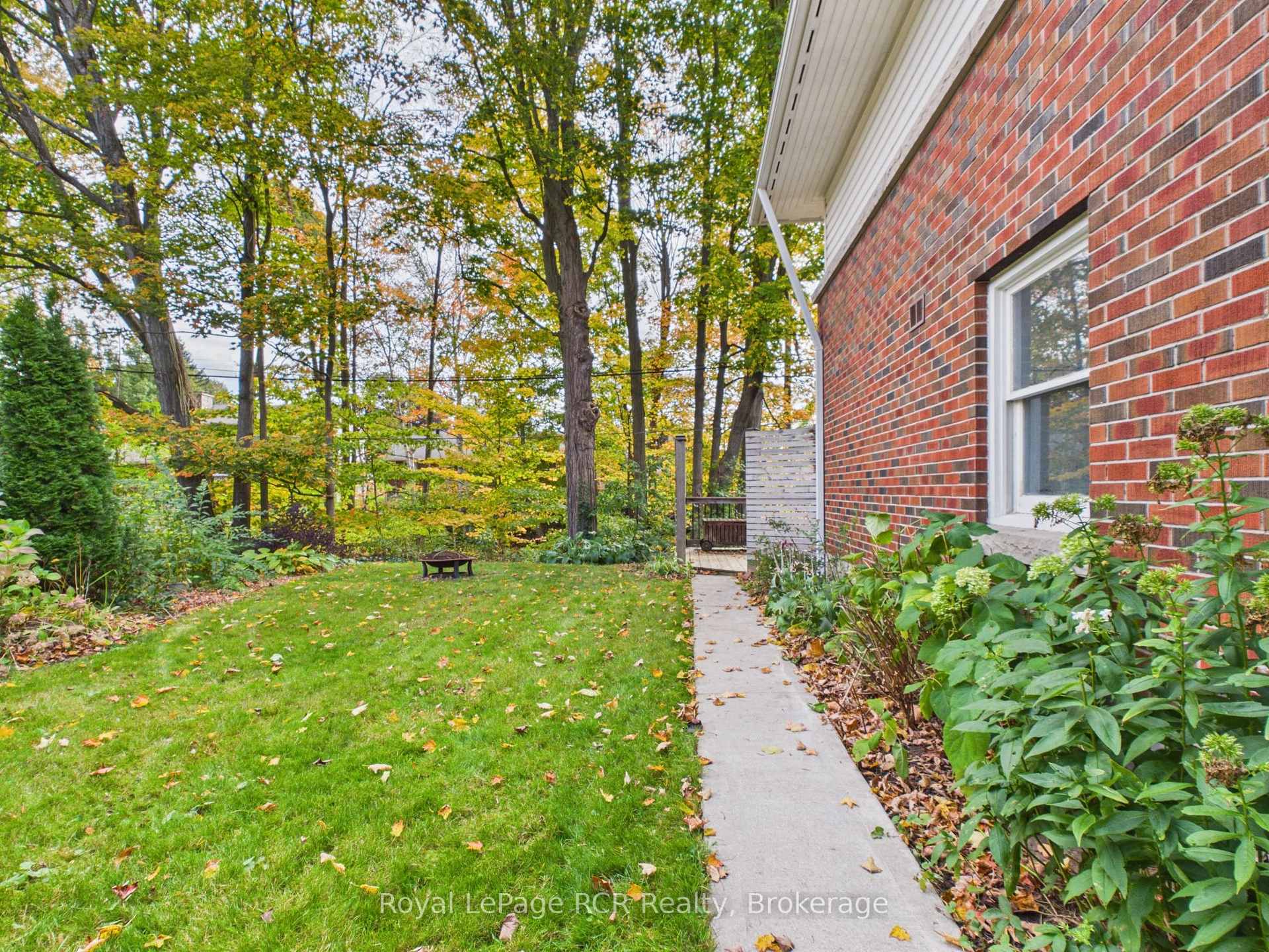 Photo 51 of 525 6th Street W, Owen Sound — HOMEH