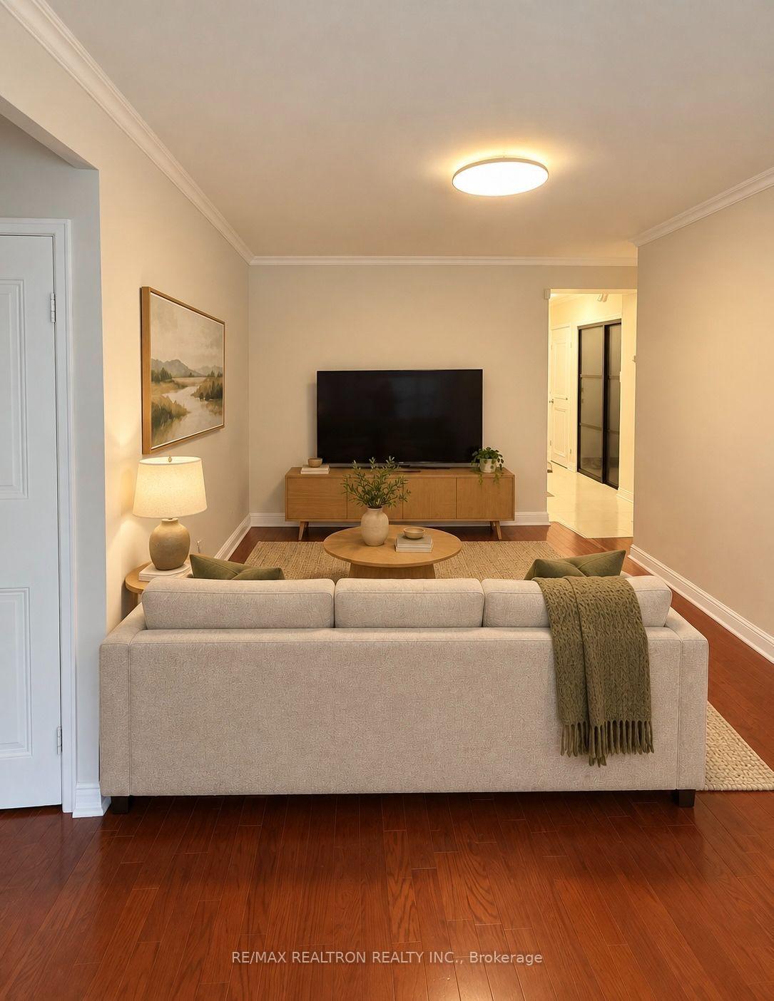 Photo 3 of Unit 106, 2 Ridelle Avenue, Toronto, Forest Hill North — HOMEH