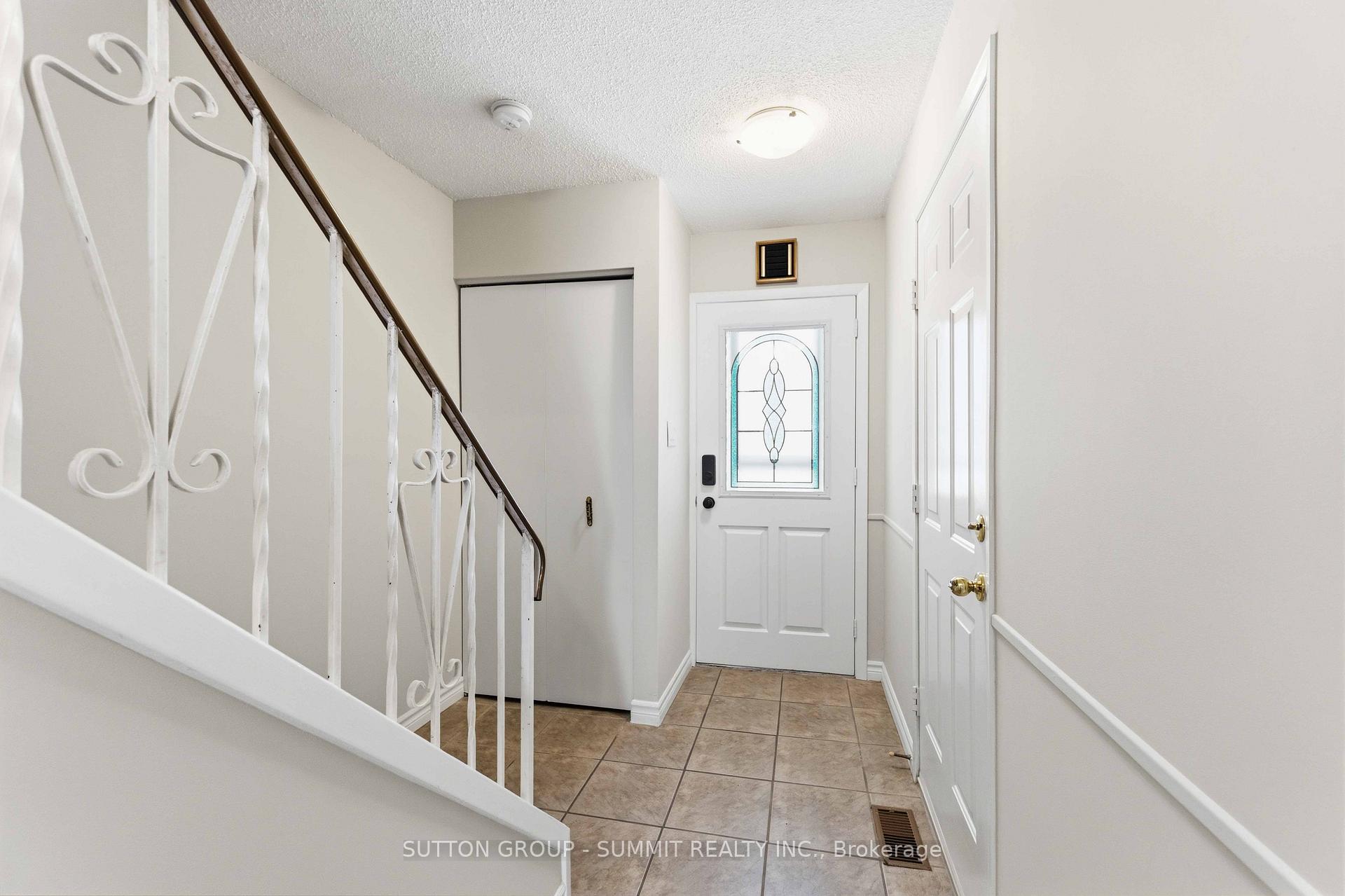 Photo 2 of Unit 27, 1396 Upper Ottawa Street, Hamilton, Quinndale — HOMEH