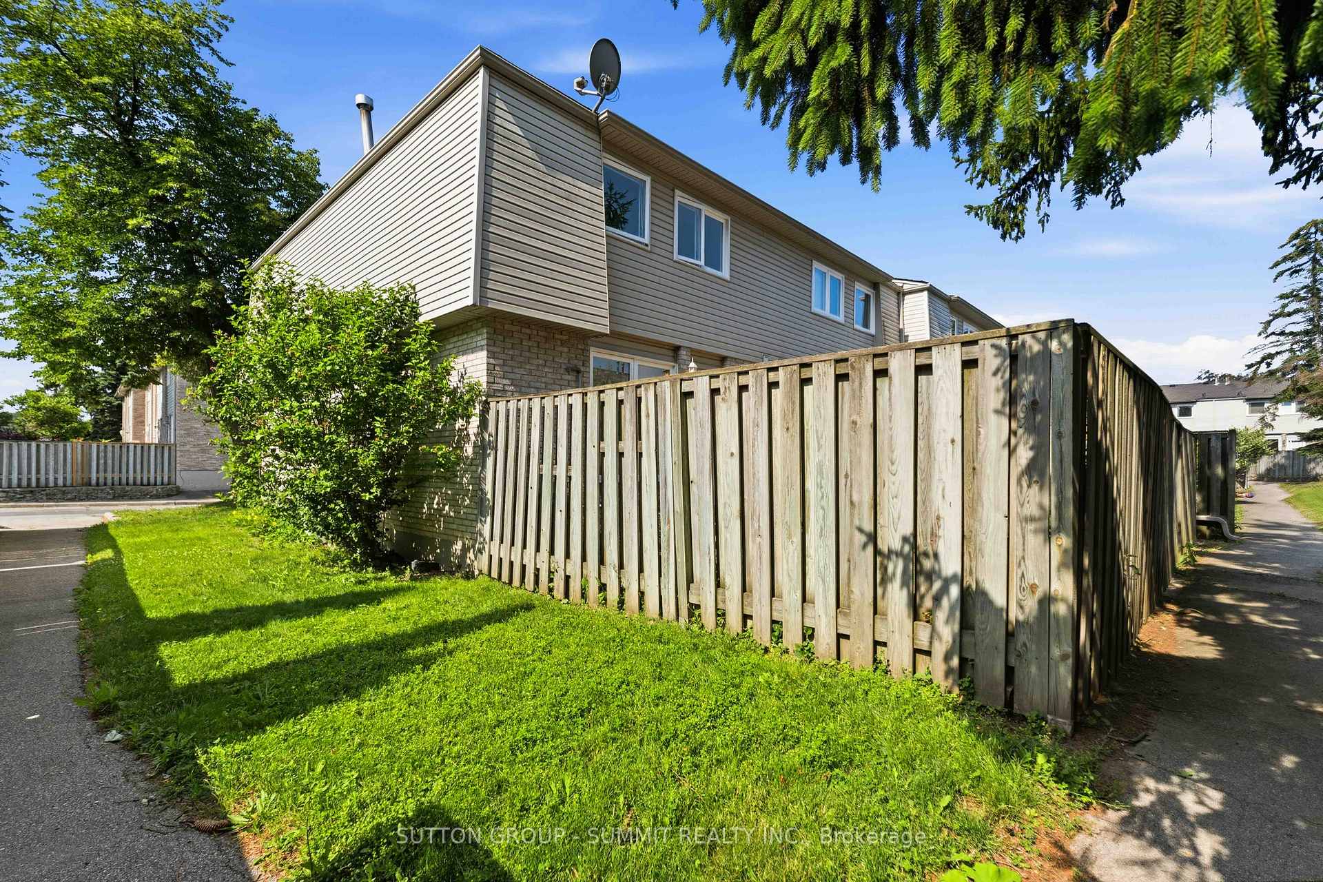 Photo 20 of Unit 27, 1396 Upper Ottawa Street, Hamilton, Quinndale — HOMEH