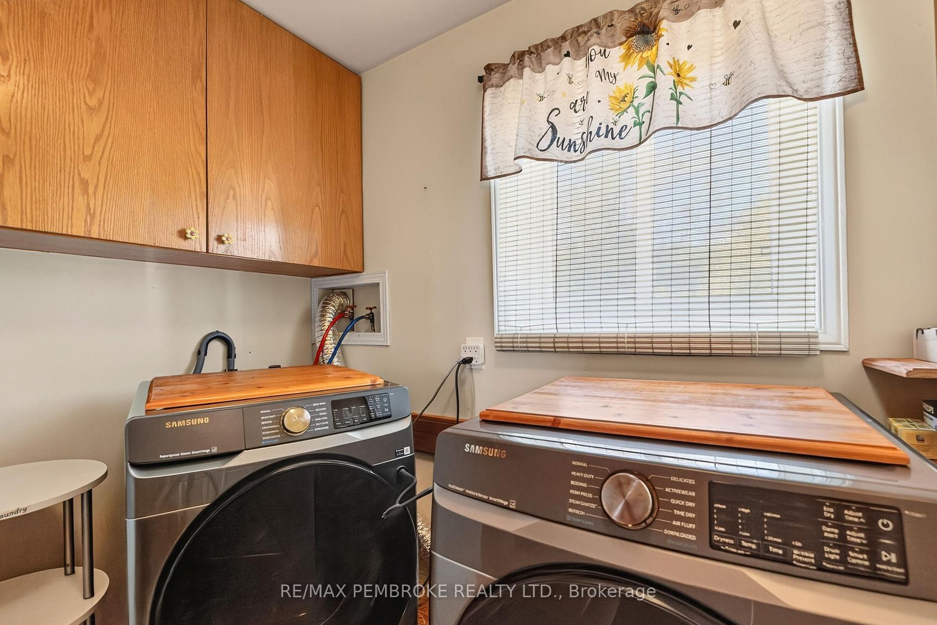 Photo 28 of 1213 Burns Drive, Laurentian Valley, Laurentian Valley — HOMEH
