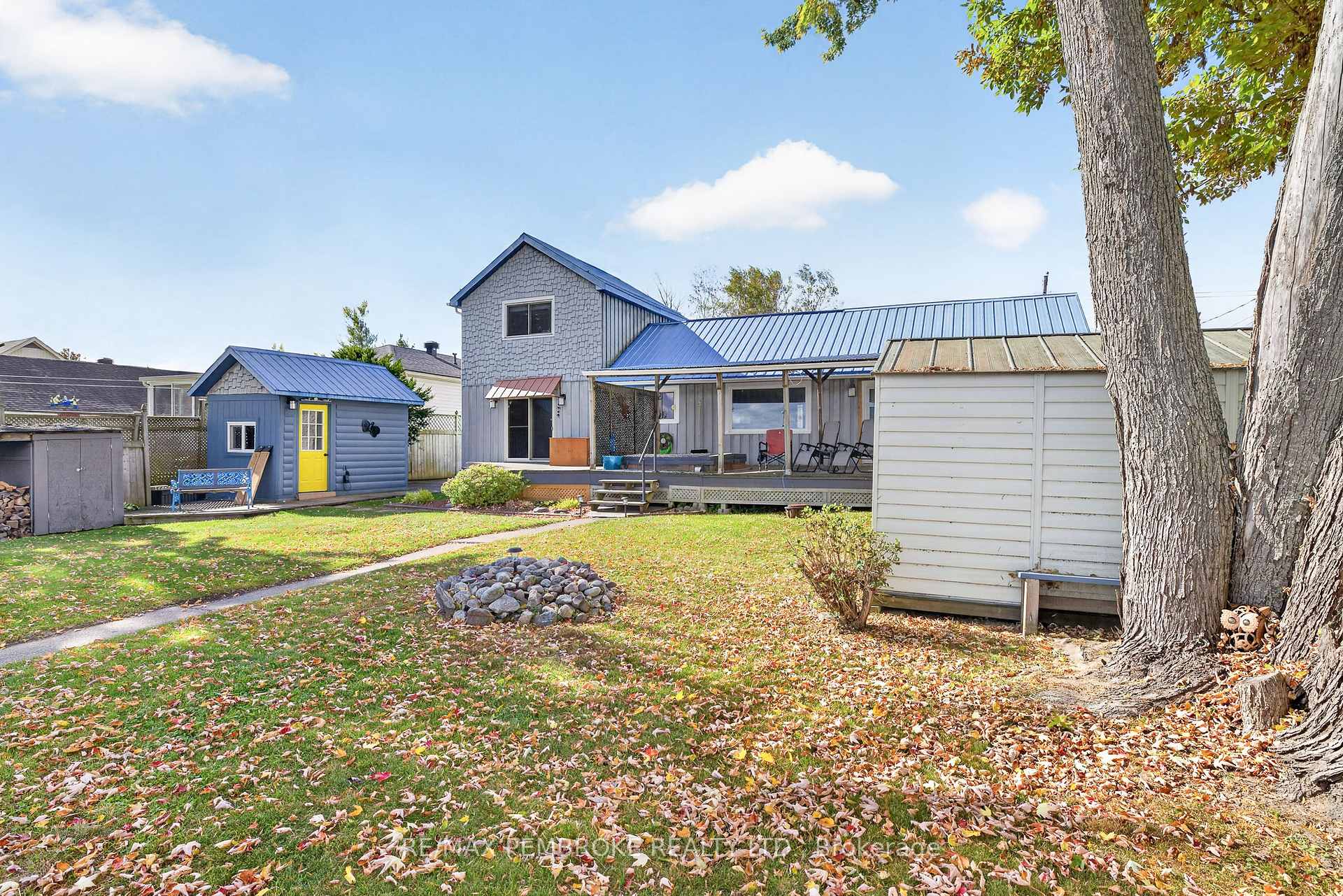 Photo 42 of 1213 Burns Drive, Laurentian Valley, Laurentian Valley — HOMEH