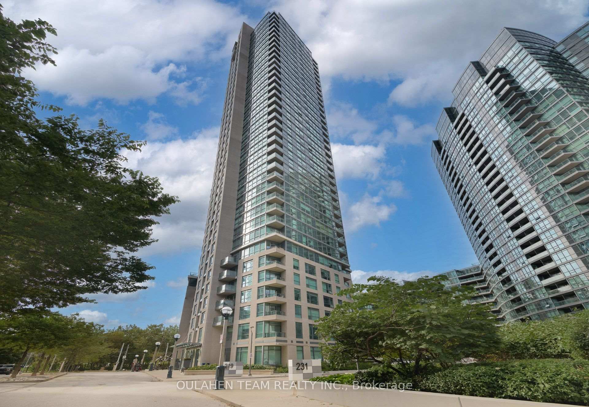Photo of Unit 304, 219 Fort York Boulevard