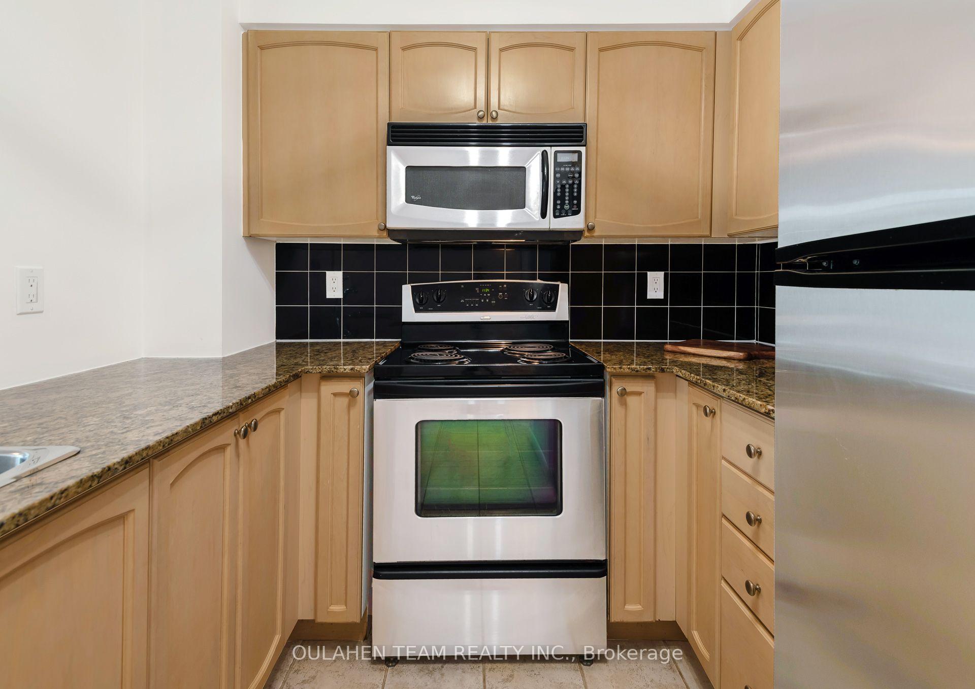 Photo 11 of Unit 304, 219 Fort York Boulevard, Toronto, Niagara — HOMEH