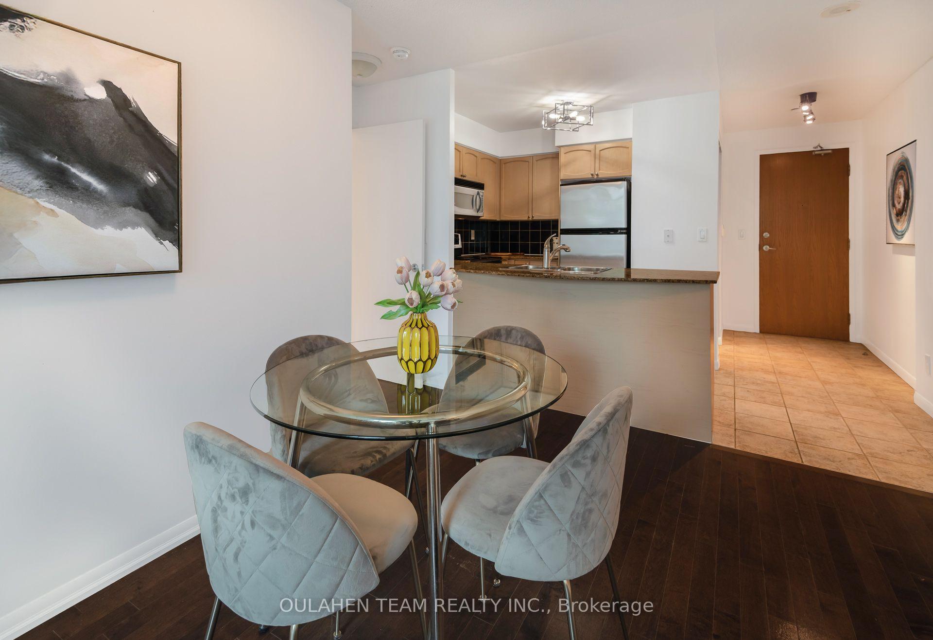 Photo 16 of Unit 304, 219 Fort York Boulevard, Toronto, Niagara — HOMEH