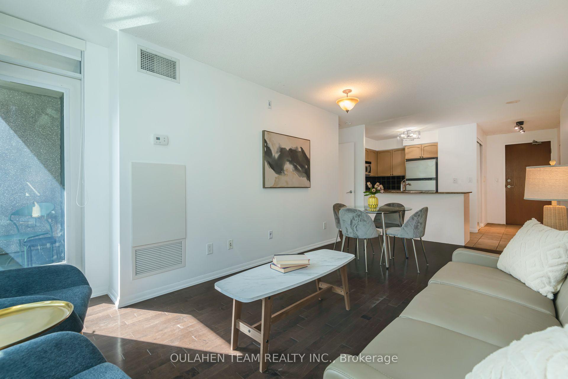 Photo 21 of Unit 304, 219 Fort York Boulevard, Toronto, Niagara — HOMEH