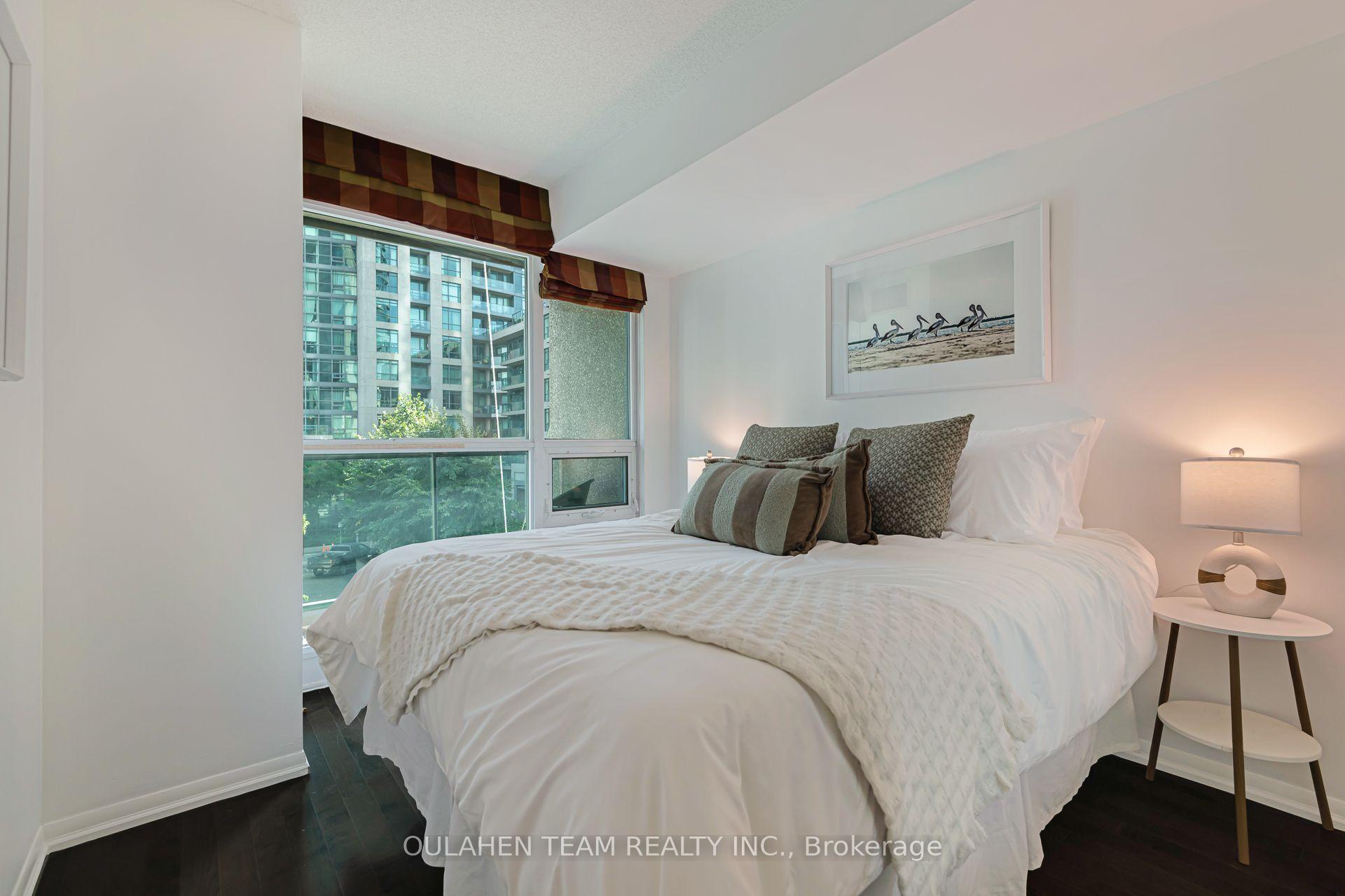 Photo 23 of Unit 304, 219 Fort York Boulevard, Toronto, Niagara — HOMEH