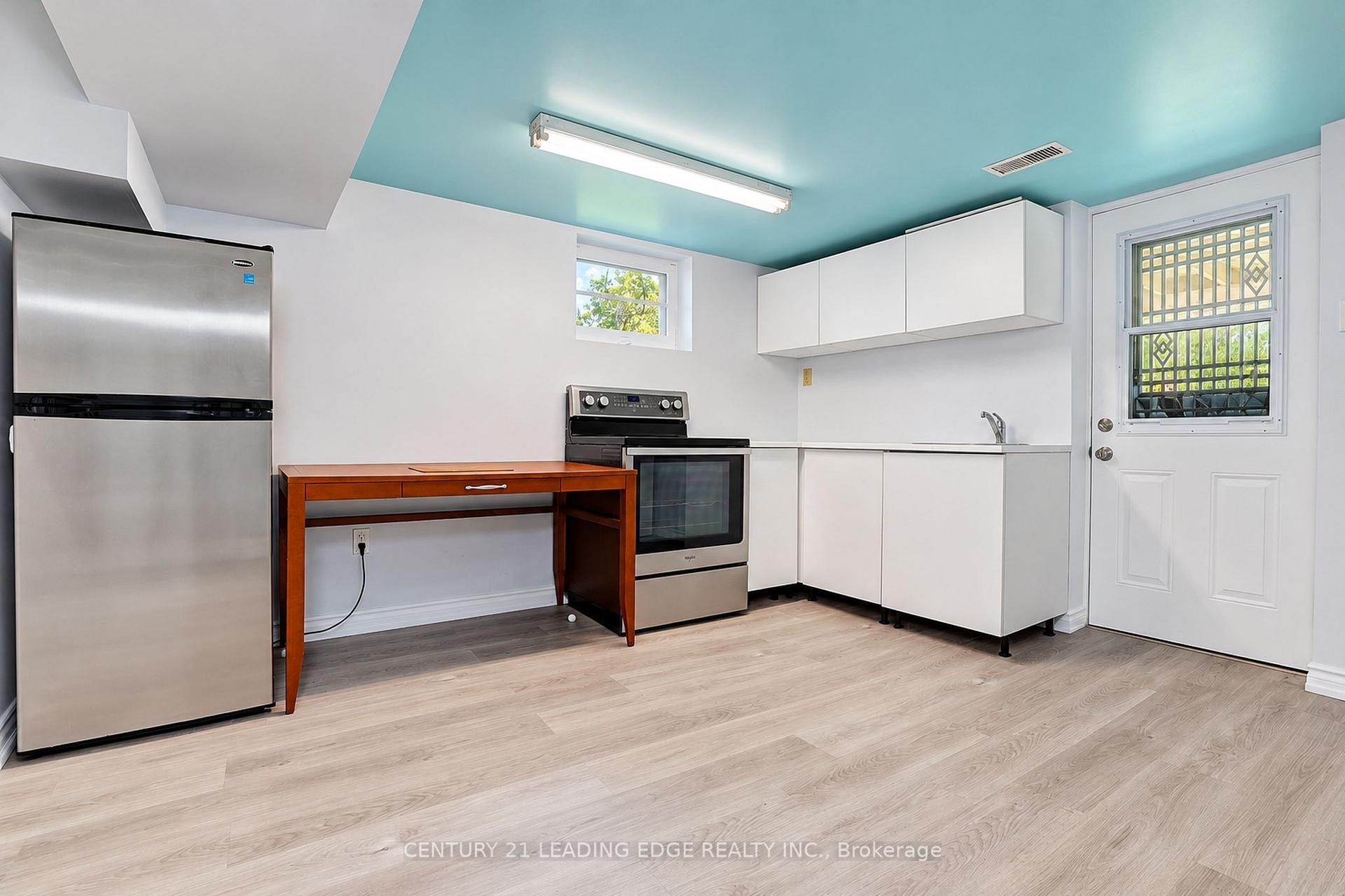 Photo 10 of Unit Basement, 1006 Elgin Street, Newmarket, Huron Heights-Leslie Valley — HOMEH