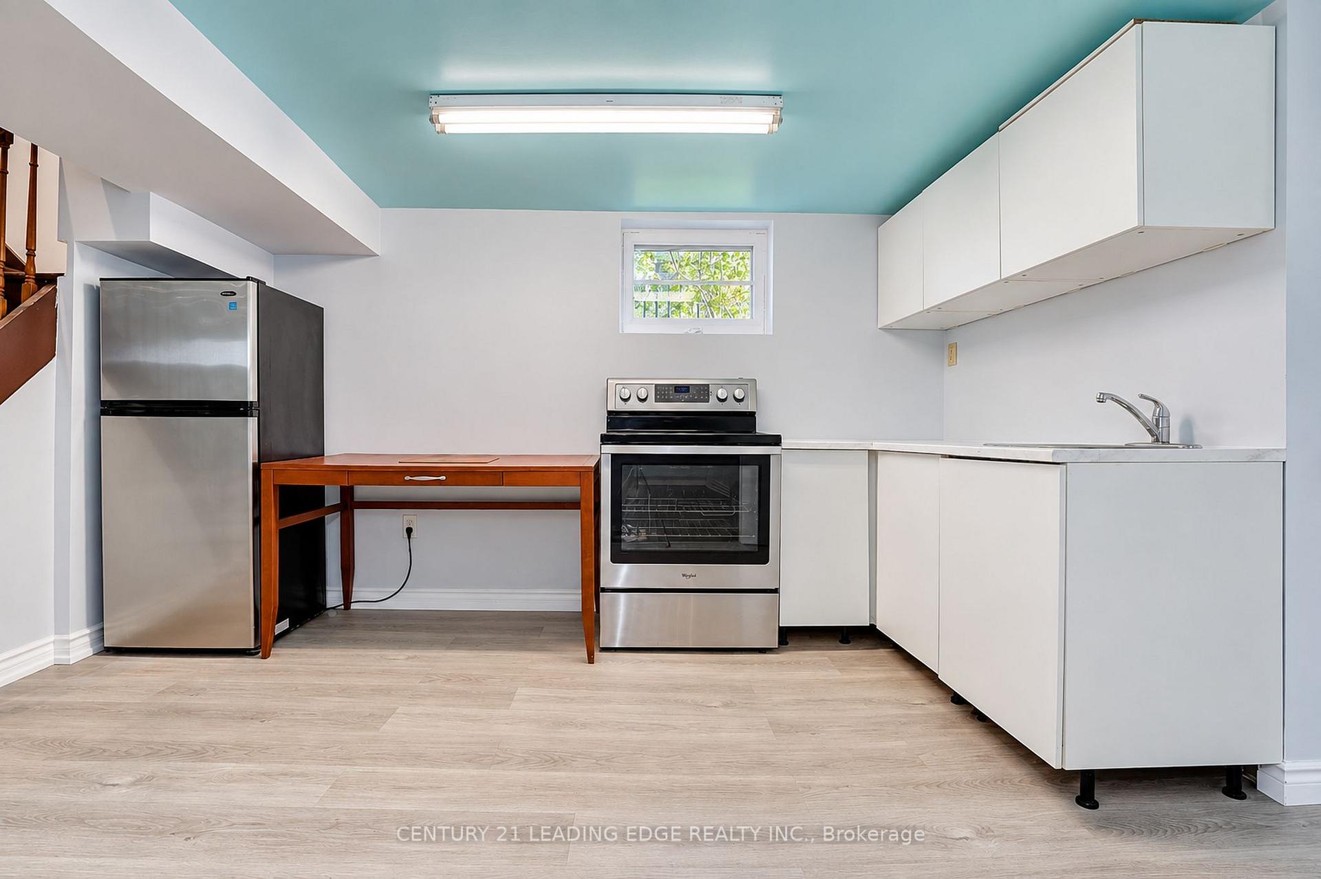 Photo 11 of Unit Basement, 1006 Elgin Street, Newmarket, Huron Heights-Leslie Valley — HOMEH