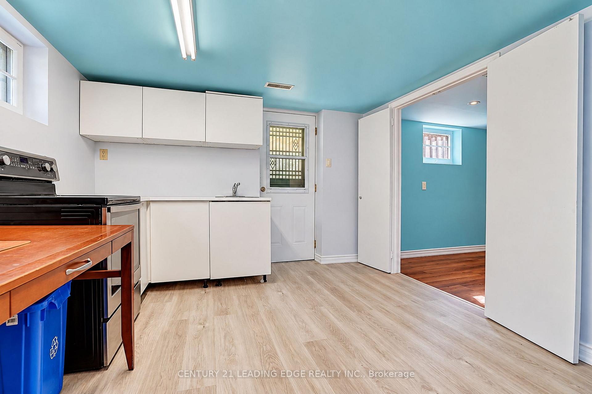 Photo 12 of Unit Basement, 1006 Elgin Street, Newmarket, Huron Heights-Leslie Valley — HOMEH