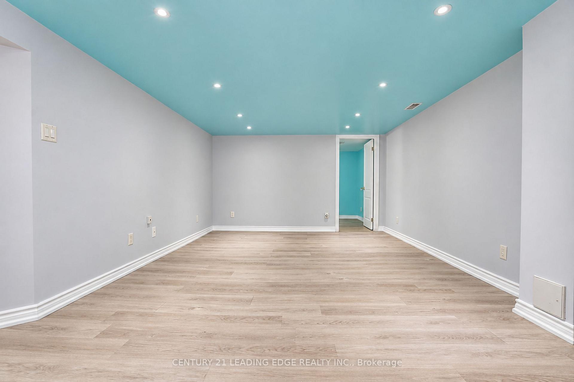 Photo 15 of Unit Basement, 1006 Elgin Street, Newmarket, Huron Heights-Leslie Valley — HOMEH