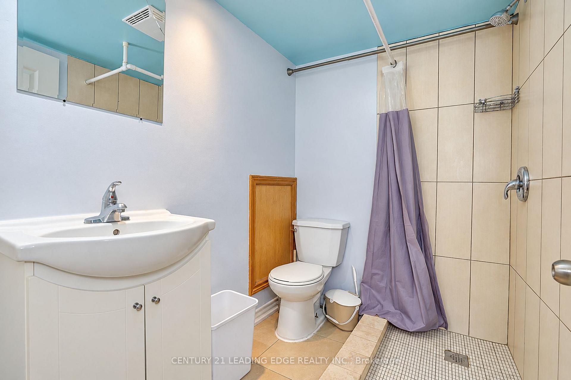 Photo 26 of Unit Basement, 1006 Elgin Street, Newmarket, Huron Heights-Leslie Valley — HOMEH