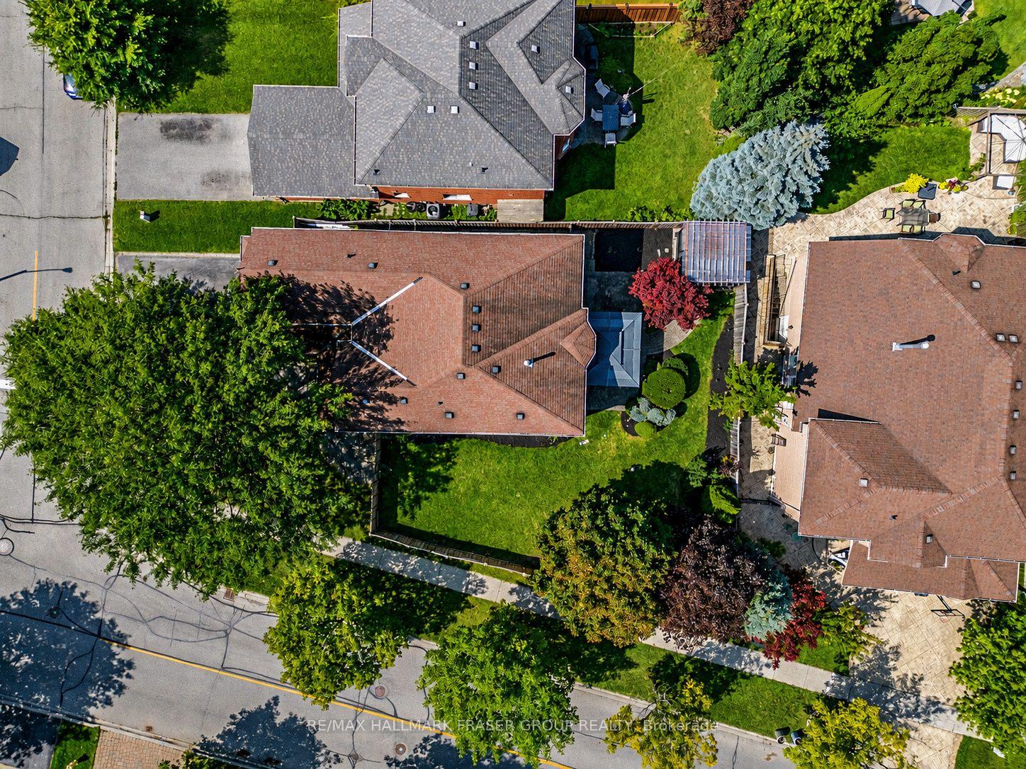 Photo 2 of 1 Mcneilage Court, Ajax, Central West — HOMEH