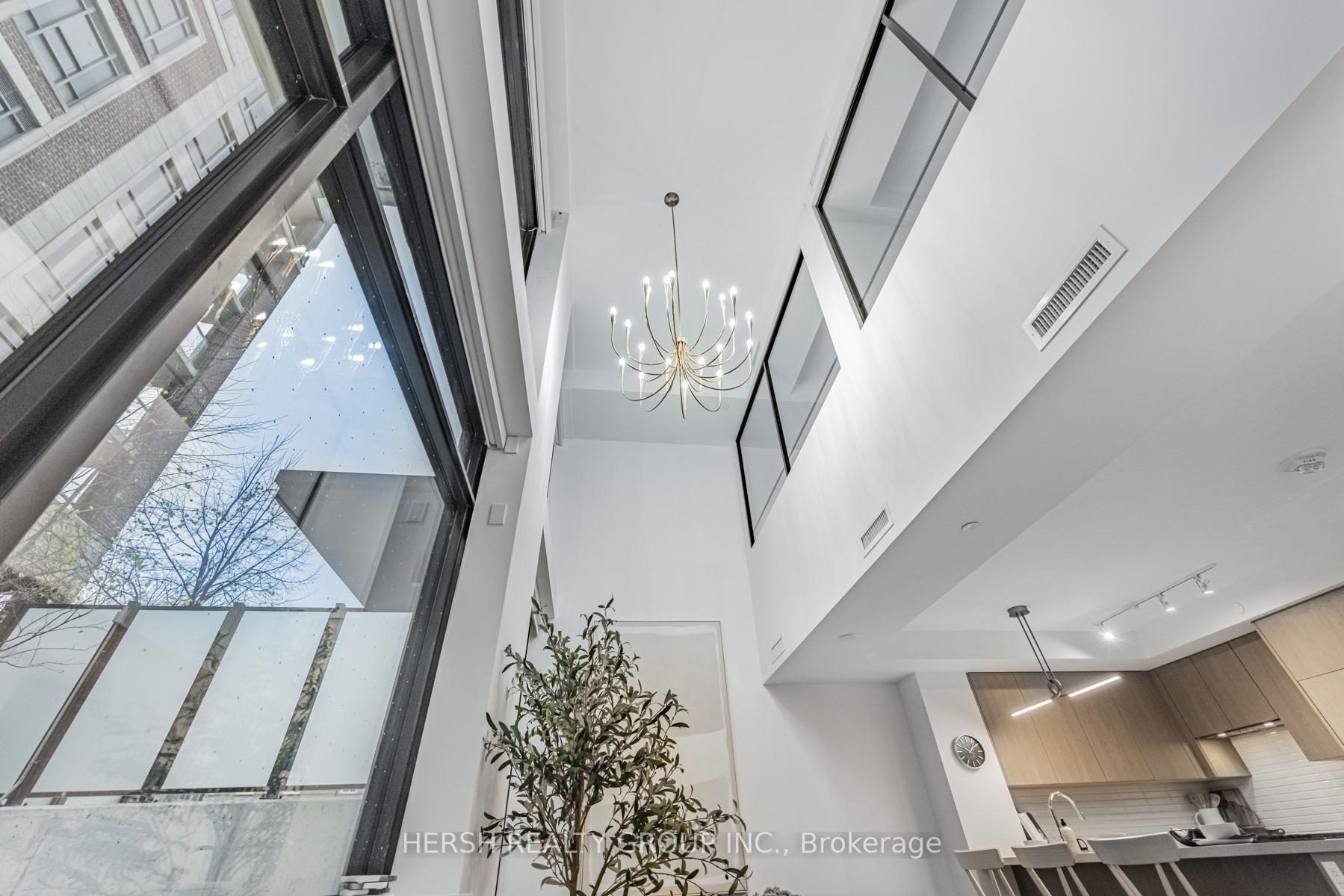 Photo 15 of Unit 101, 160 Kingsway Crescent, Etobicoke, Kingsway South — HOMEH