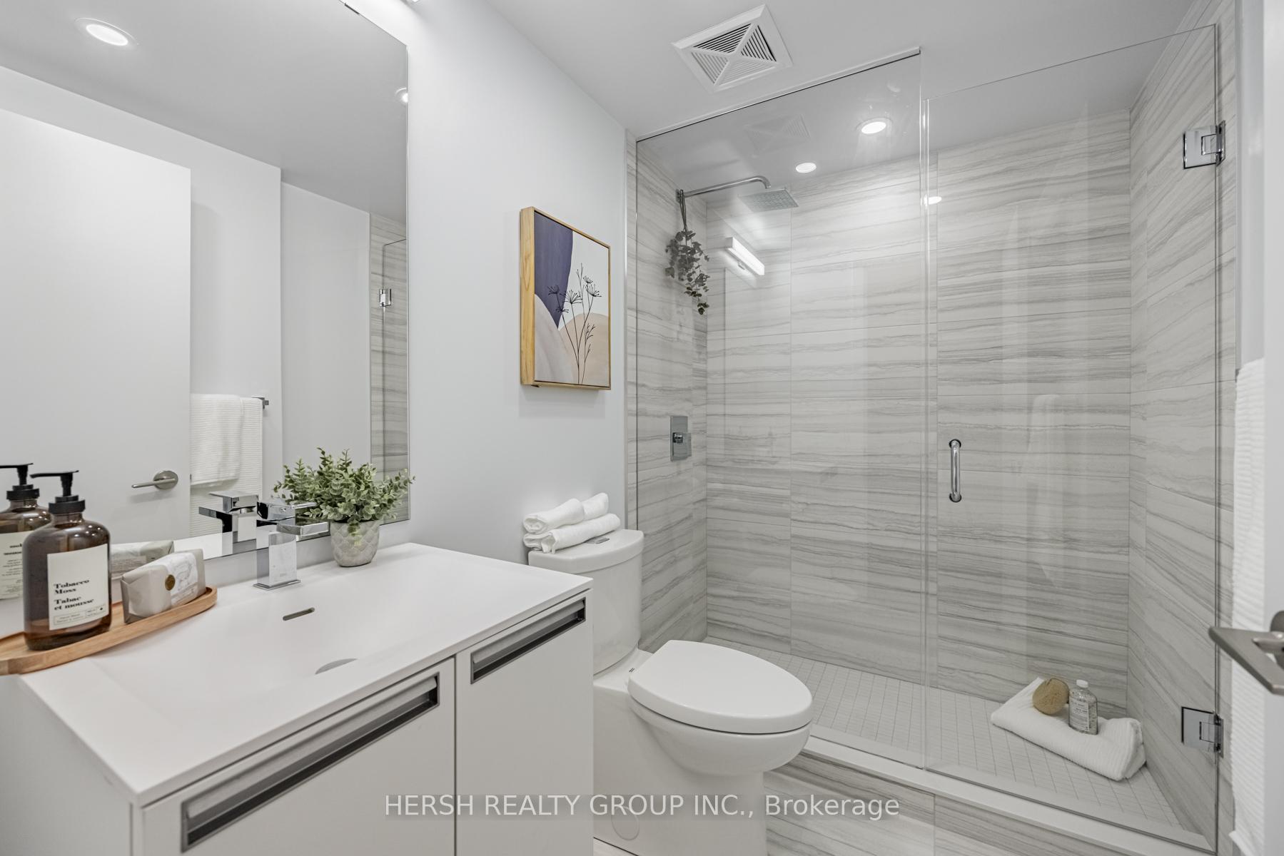 Photo 17 of Unit 101, 160 Kingsway Crescent, Etobicoke, Kingsway South — HOMEH