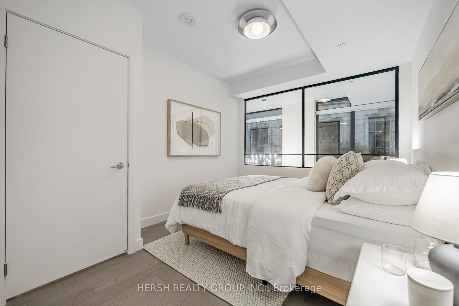Photo 25 of Unit 101, 160 Kingsway Crescent, Etobicoke, Kingsway South — HOMEH